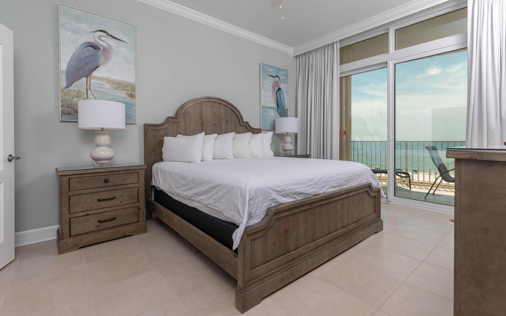 Phoenix Gulf Towers 303
