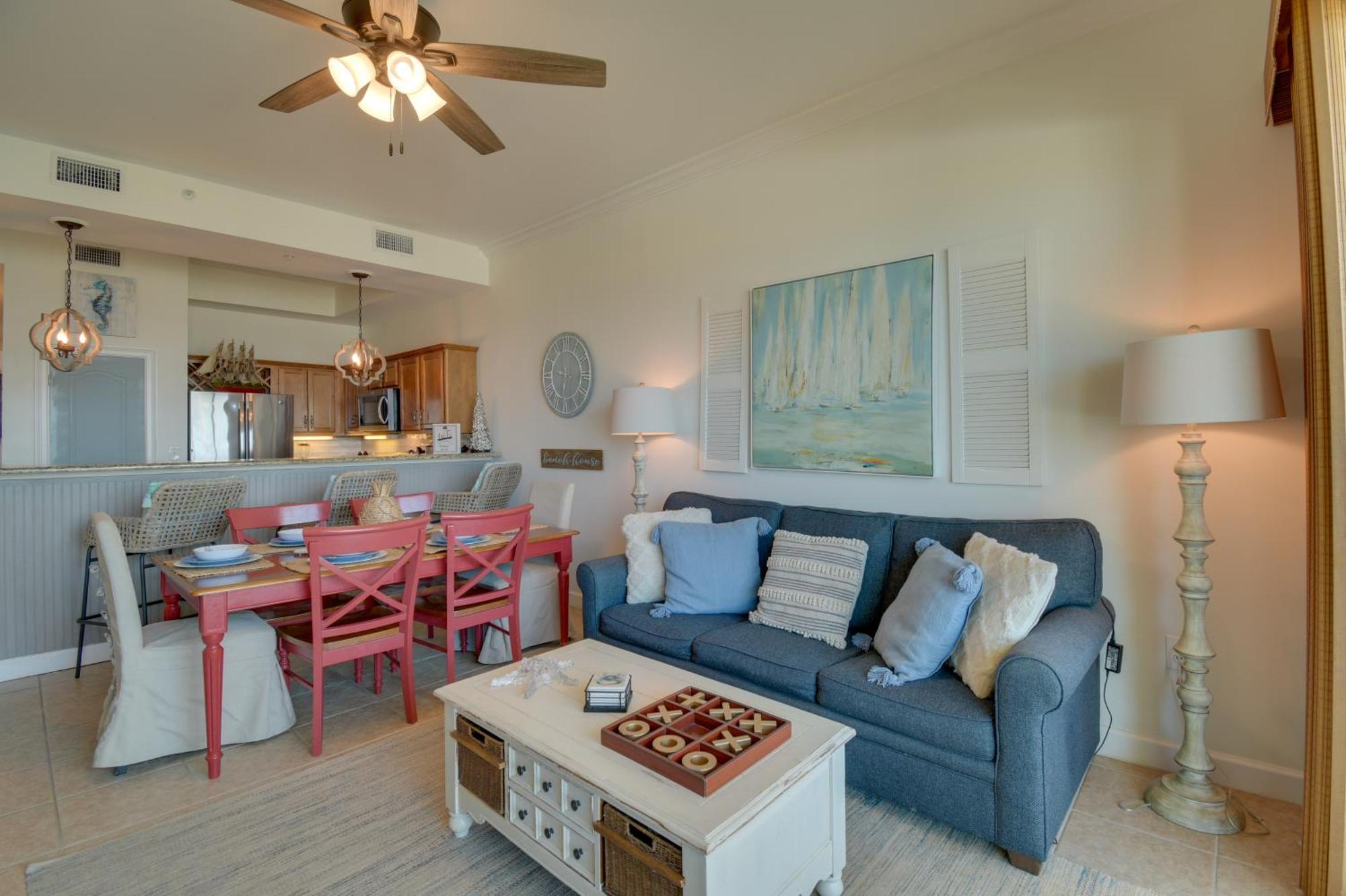 Beachfront Family Escape Pool Access Apartment *