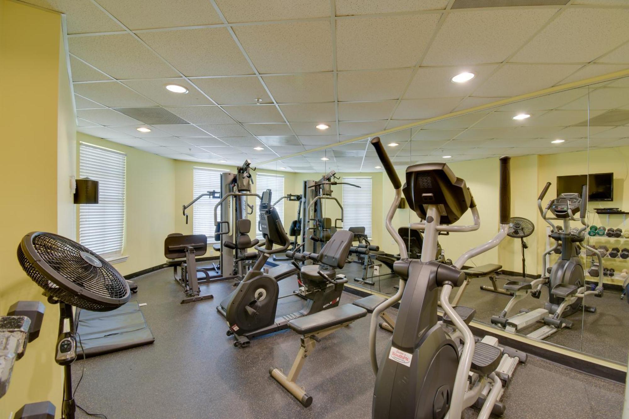 Beachfront Family Escape Pool Access Gulf Shores