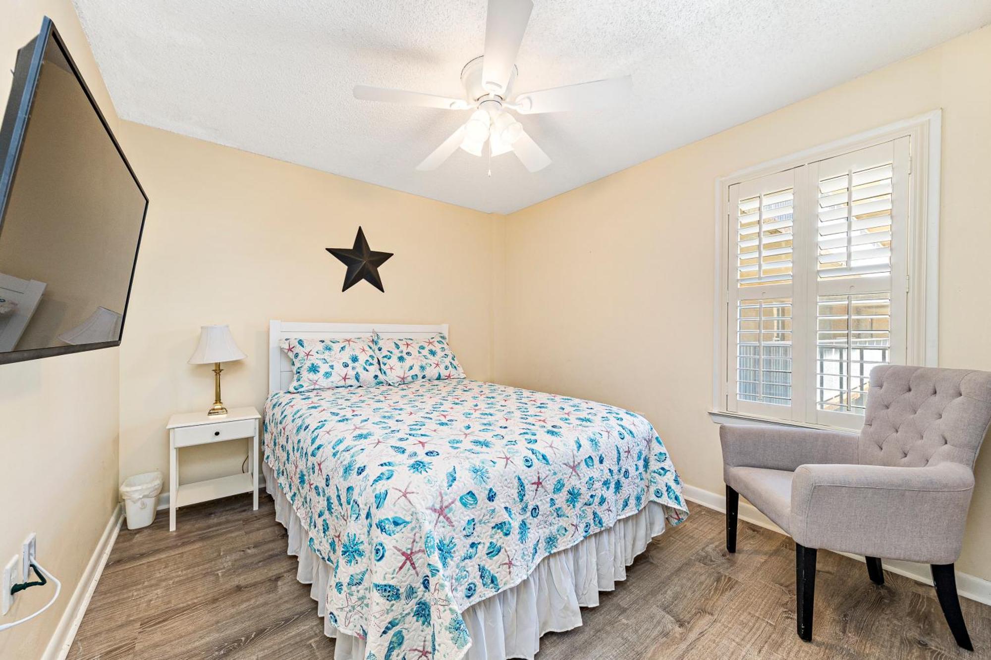 Compass Point 303 Apartment *