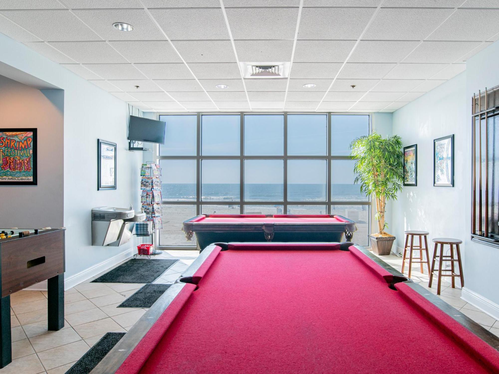 Apartment Crystal Shores West #1404 *