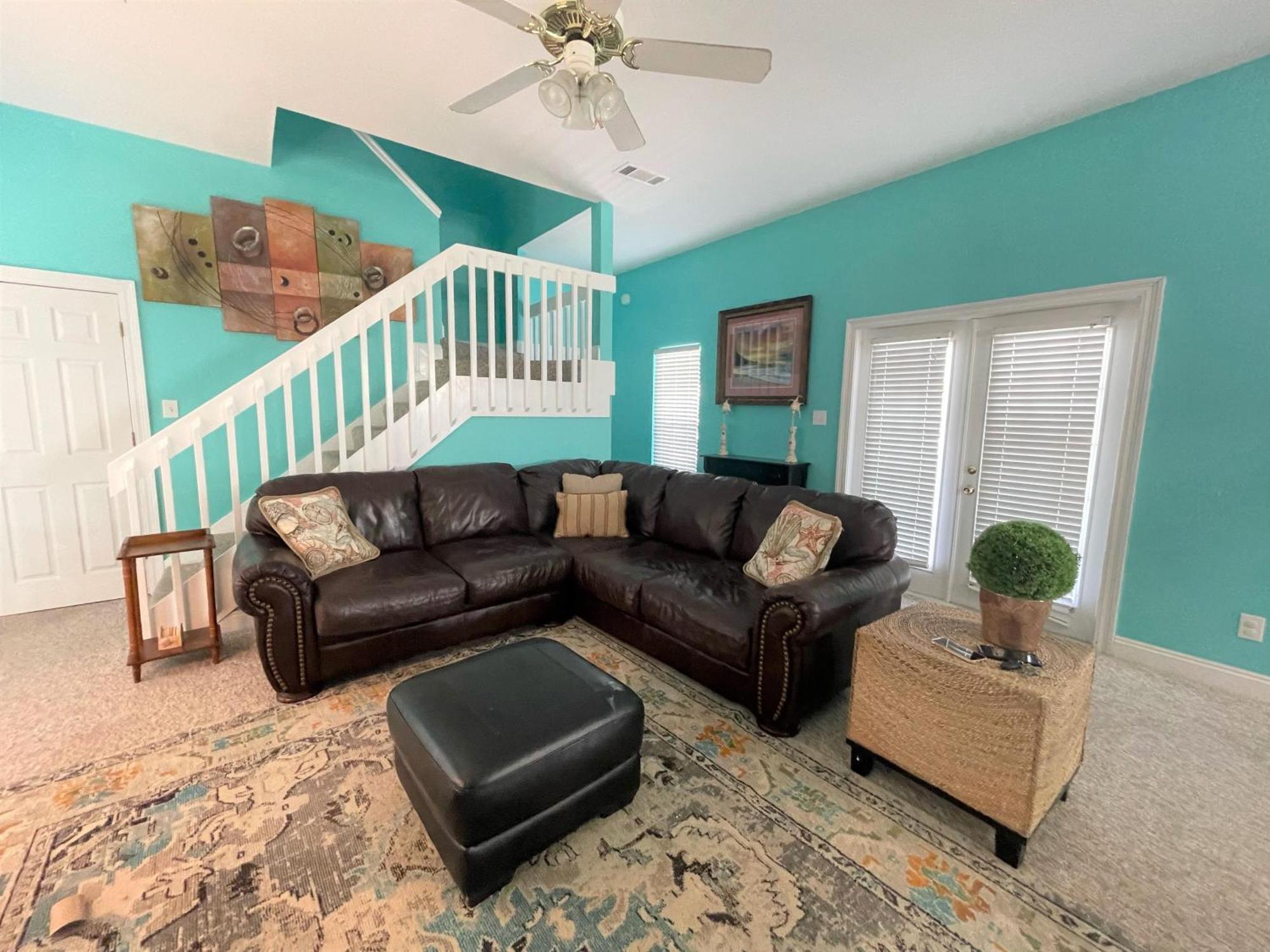 Barton's House-350 S Breakers Holiday home *