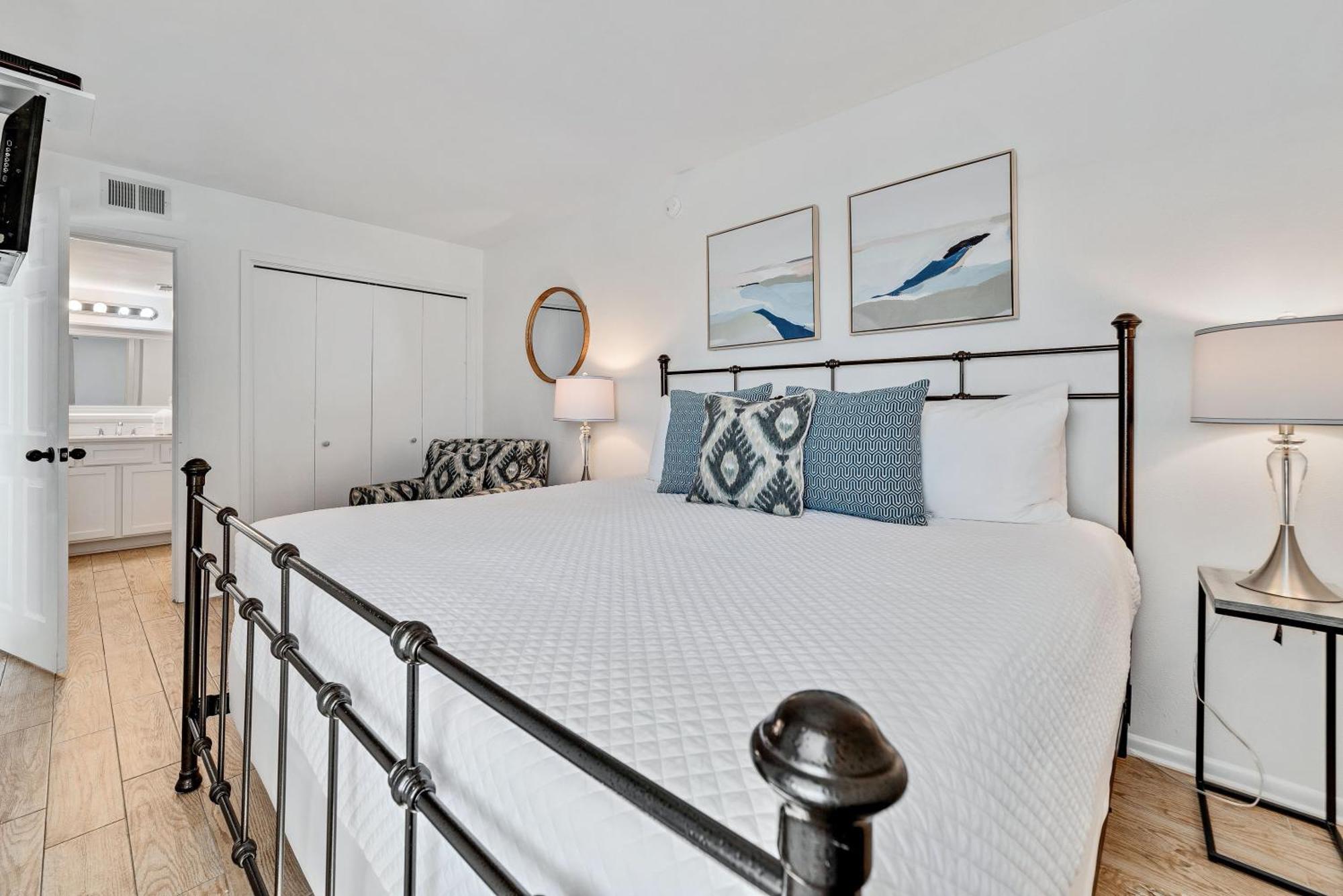 Island Sunrise Unit 561 Holiday home