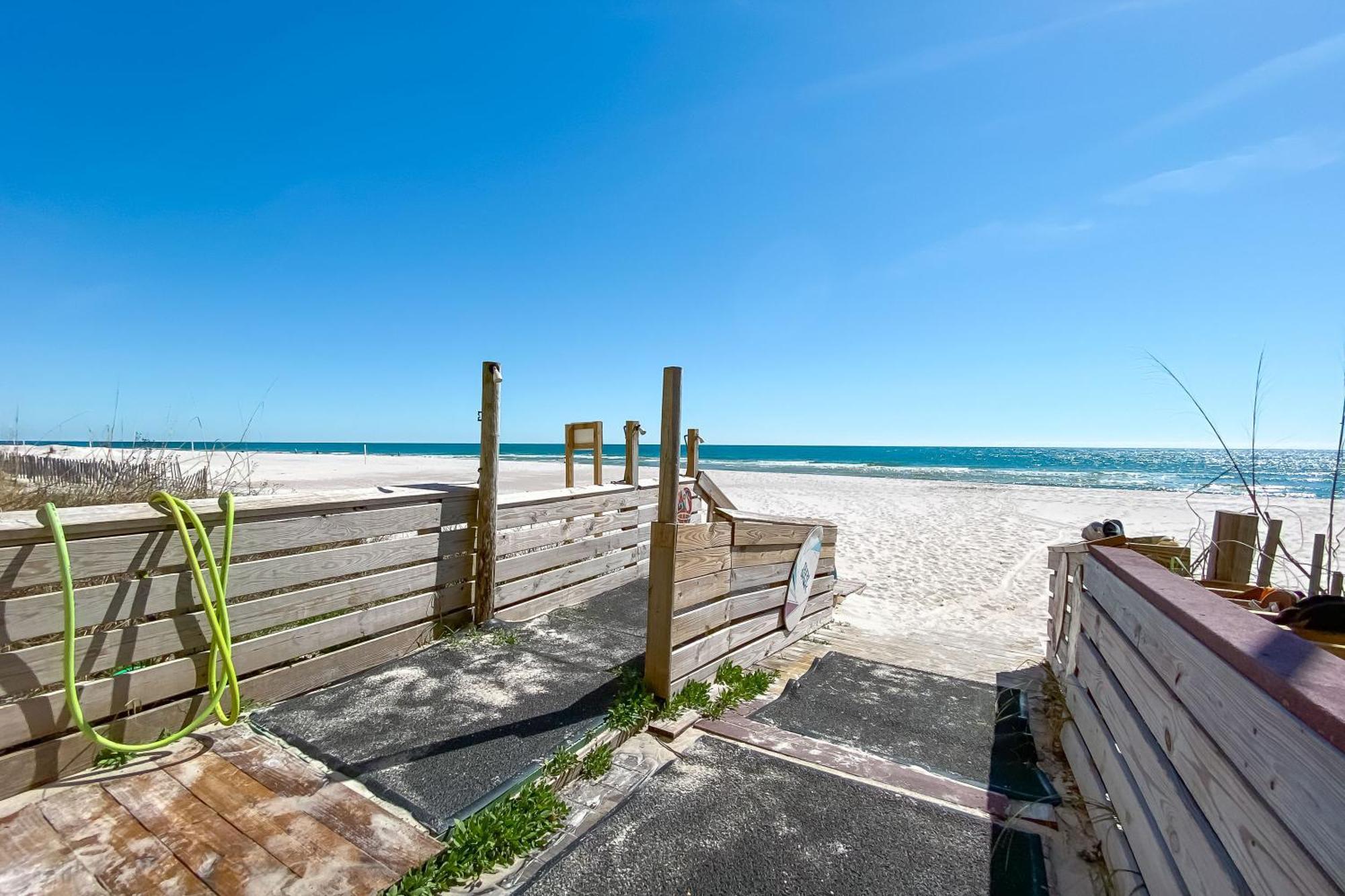 Crystal Shores West 306 Holiday home