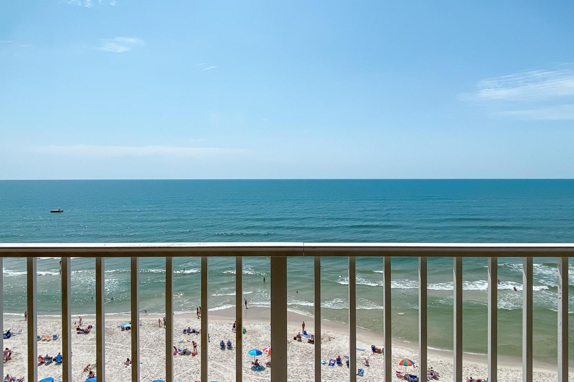 Crystal Shores West 306 Holiday home