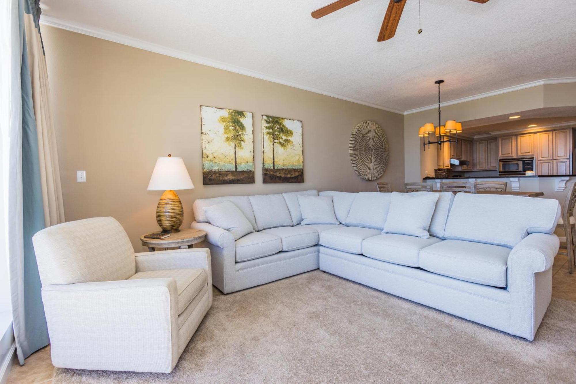 The Colonnades 802 Holiday home