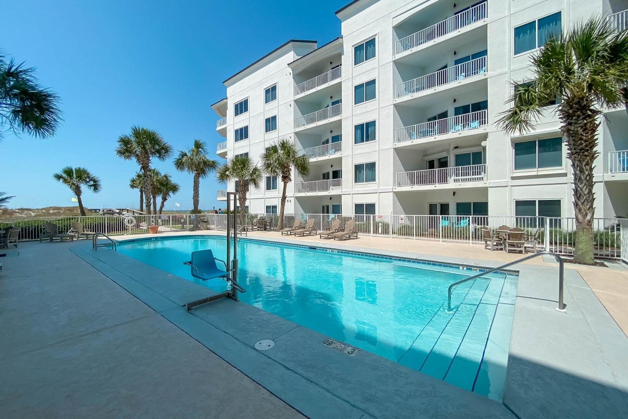Palm C55 * Gulf Shores