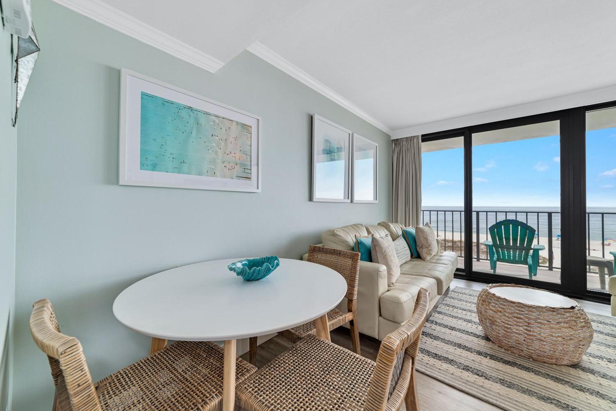 Island Winds East 304