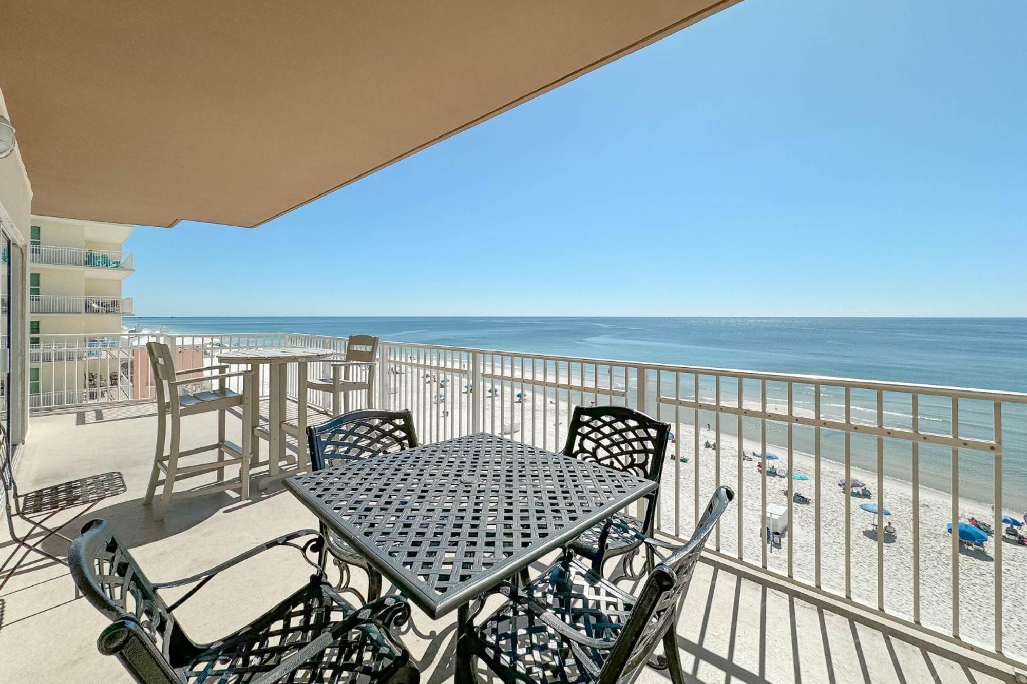 Holiday home Crystal Shores West 101