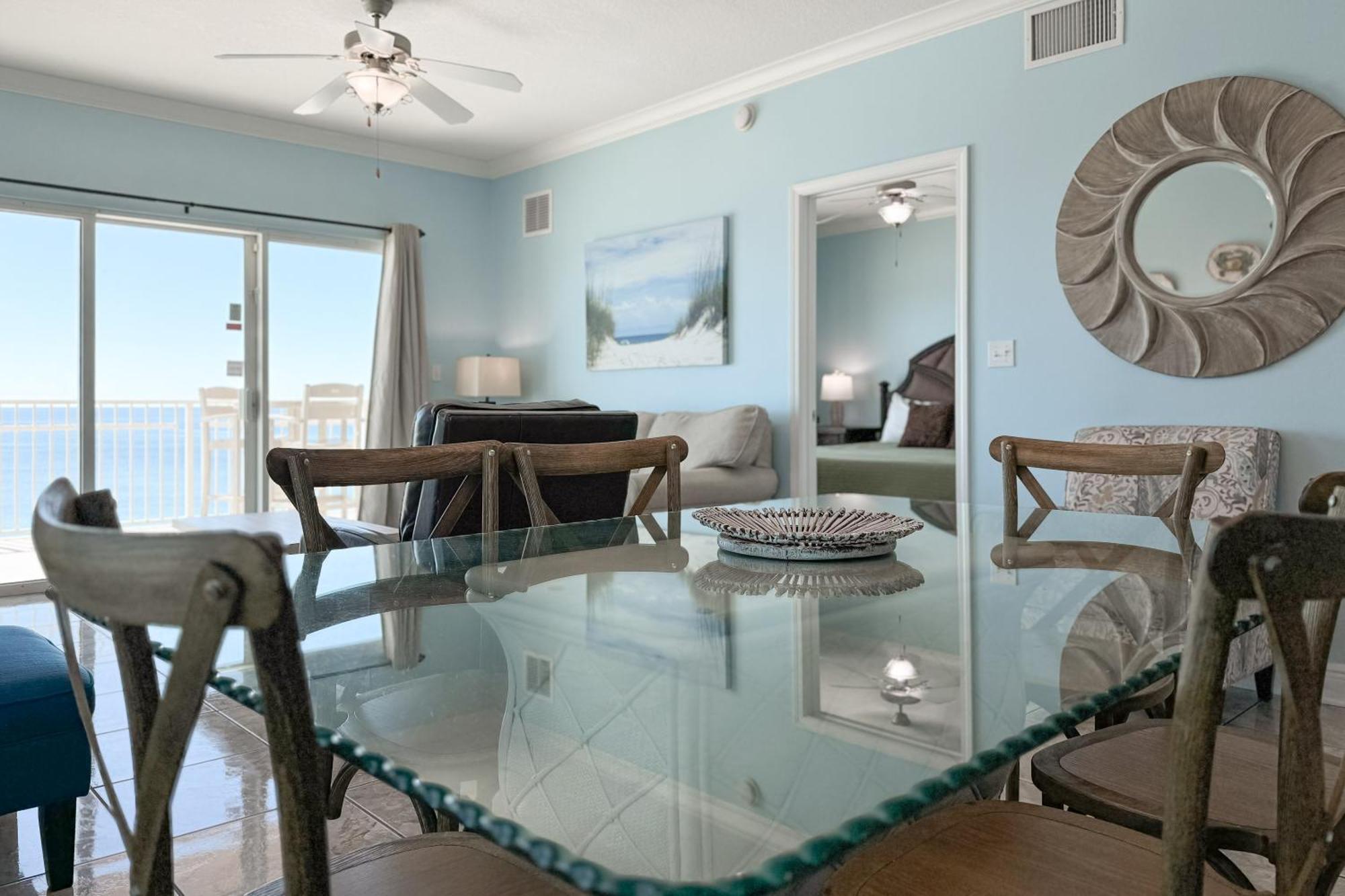 Crystal Shores West 101 *
