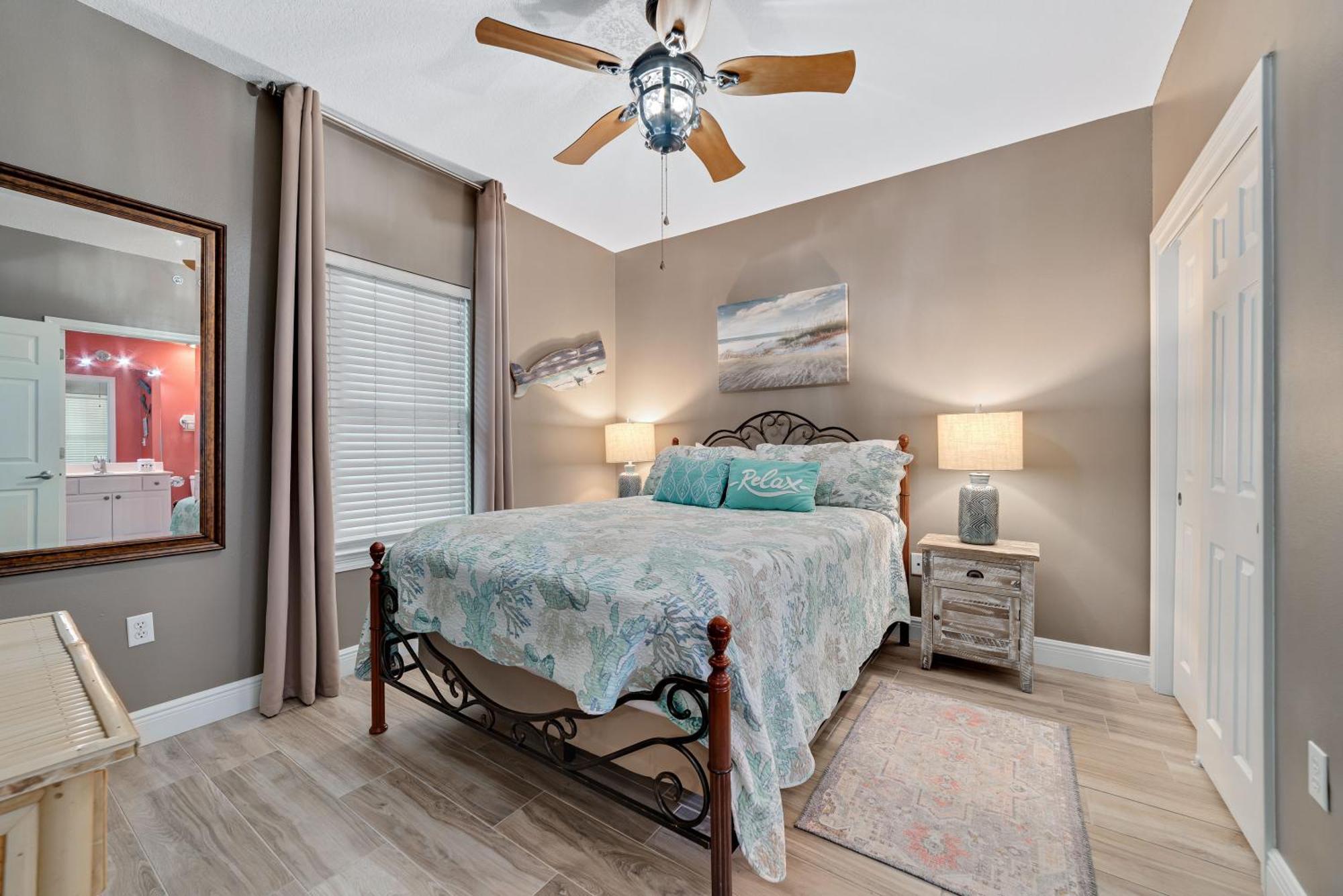 Crystal Shores West 105 Holiday home *