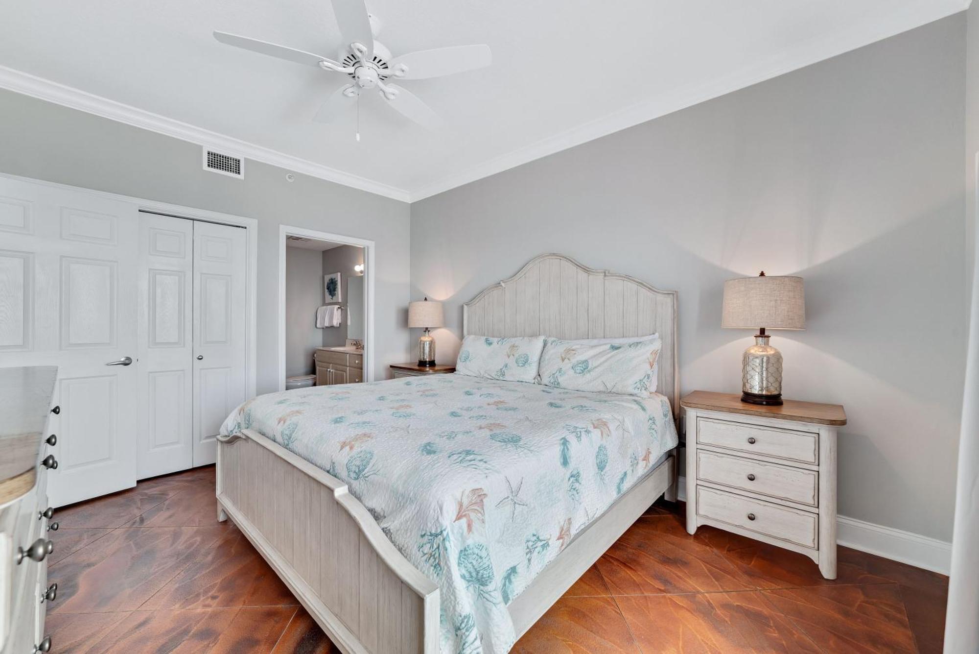 Crystal Shores 603 Holiday home