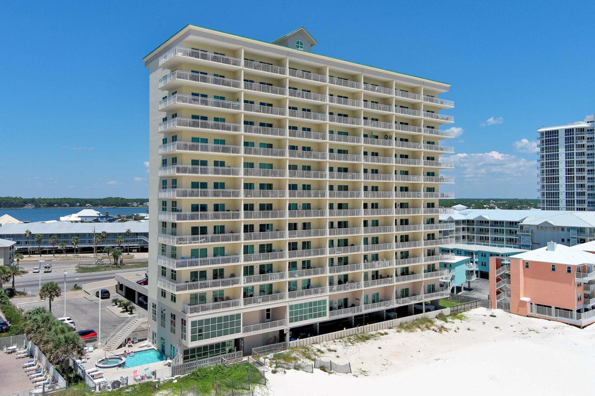 Crystal Shores 603 Holiday home