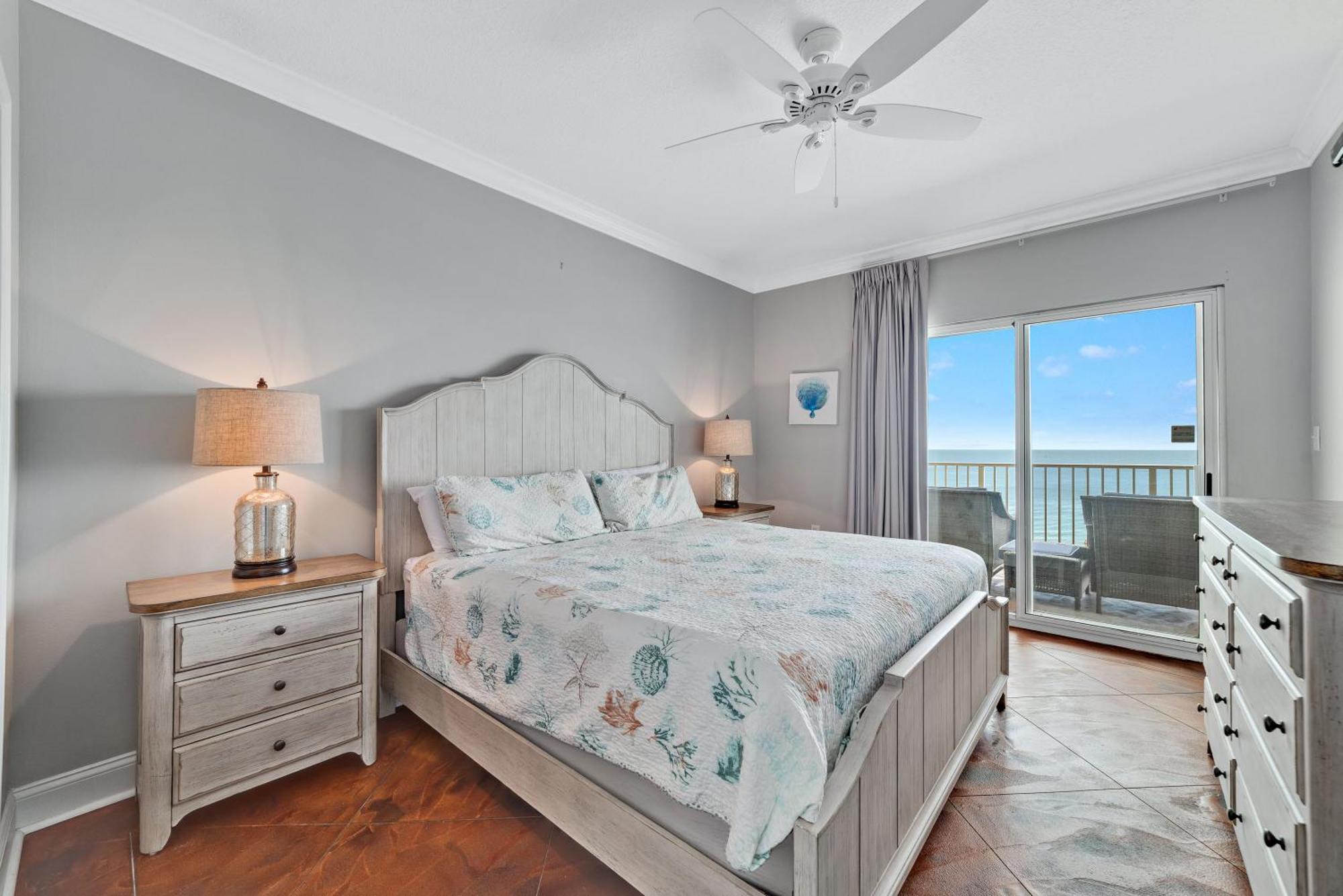 Holiday home Crystal Shores 603