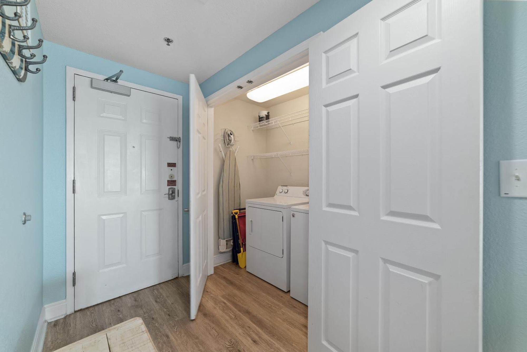 Crystal Shores West 1106 Holiday home *