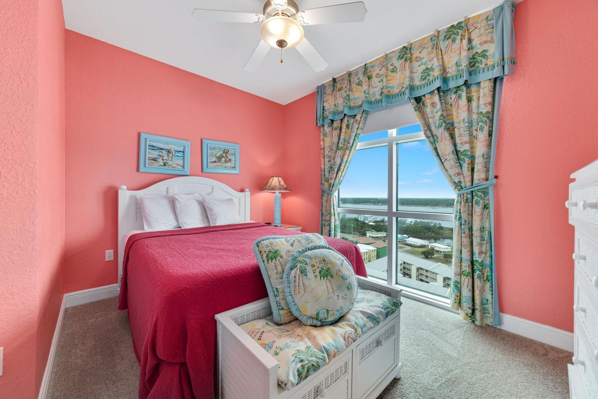 Crystal Shores West 1001 Holiday home