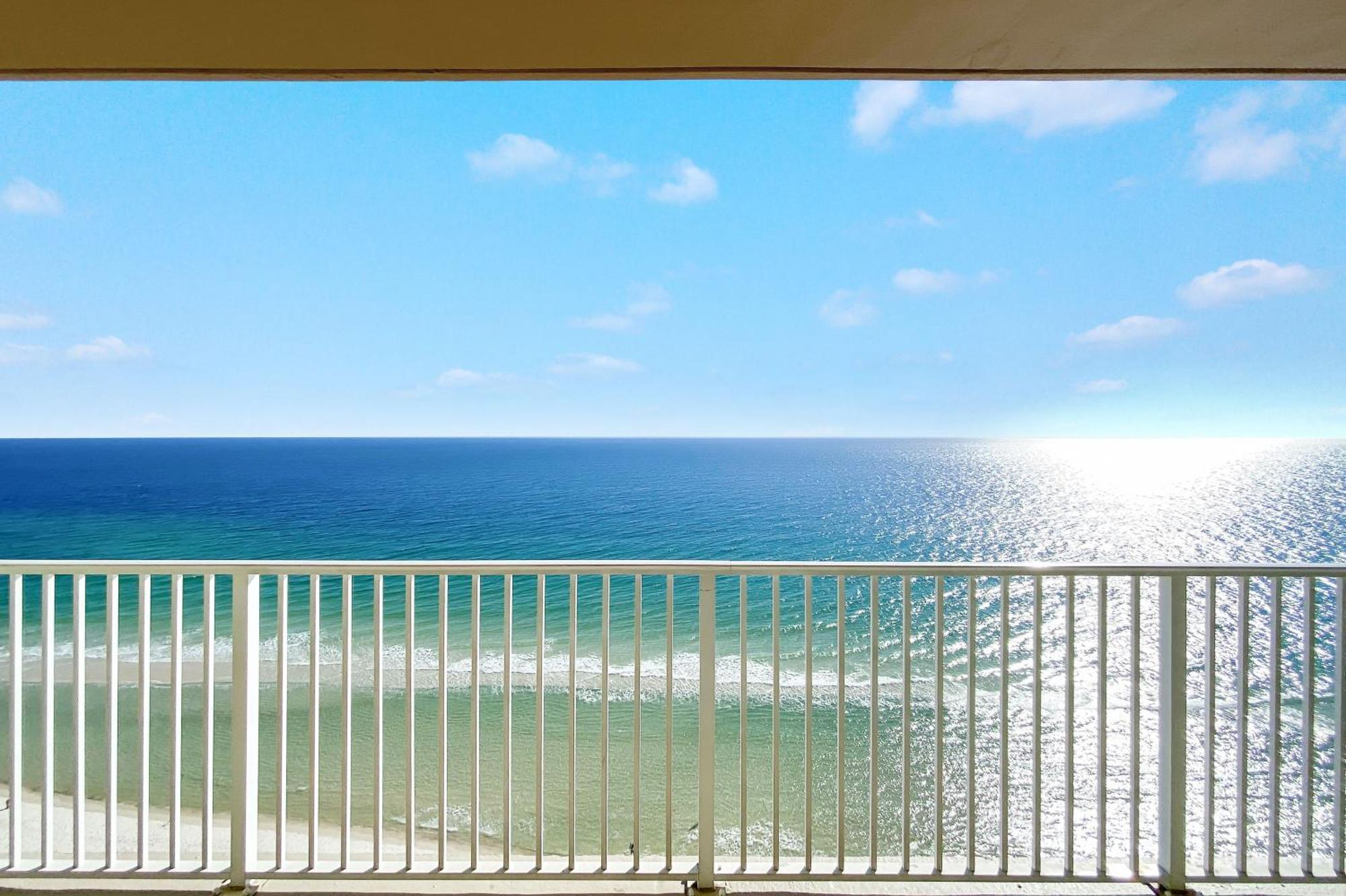Crystal Shores West 1106 Holiday home