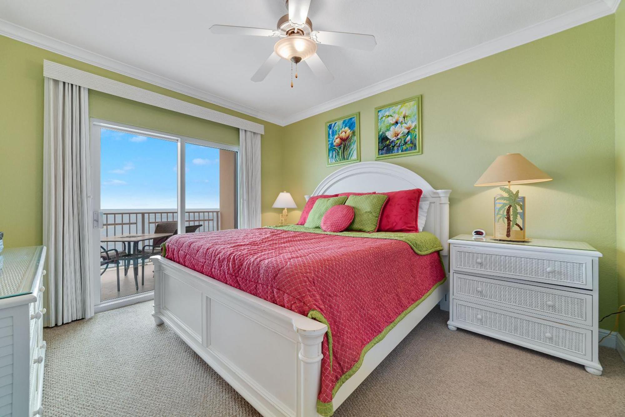 Crystal Shores West 1001 Holiday home *