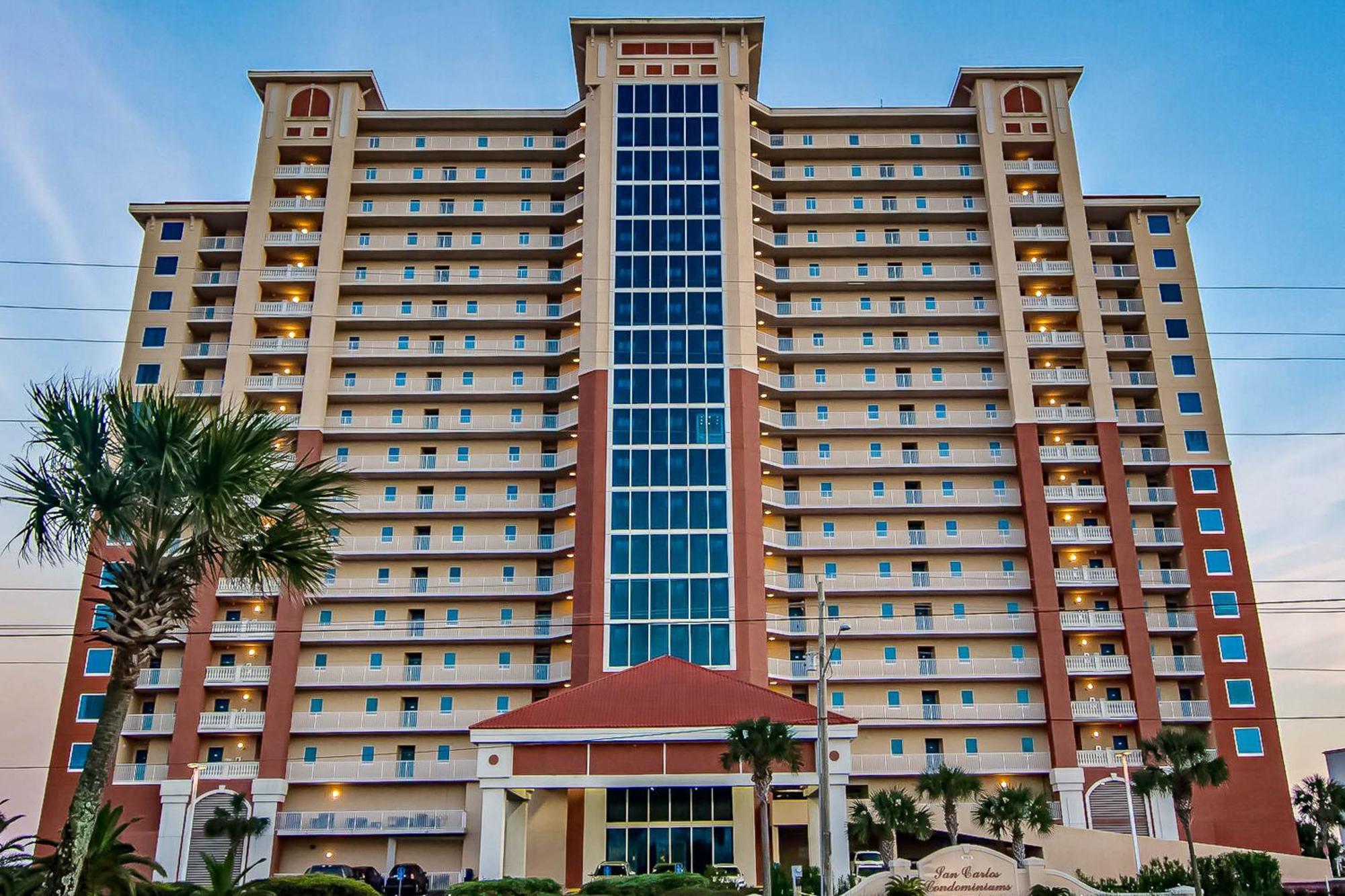San Carlos 706