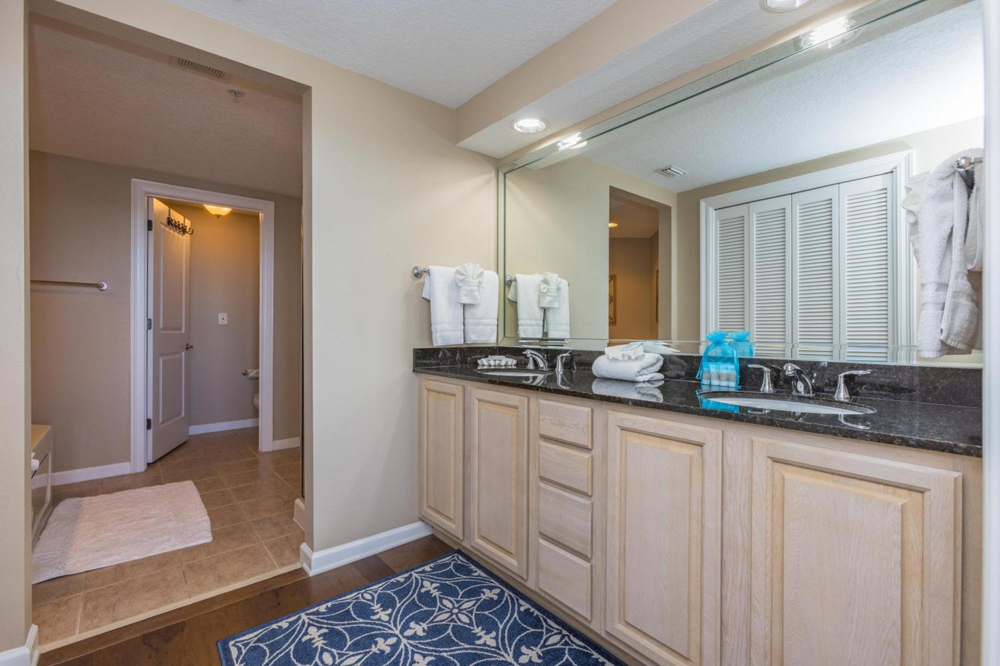 The Colonnades 802 Holiday home Gulf Shores