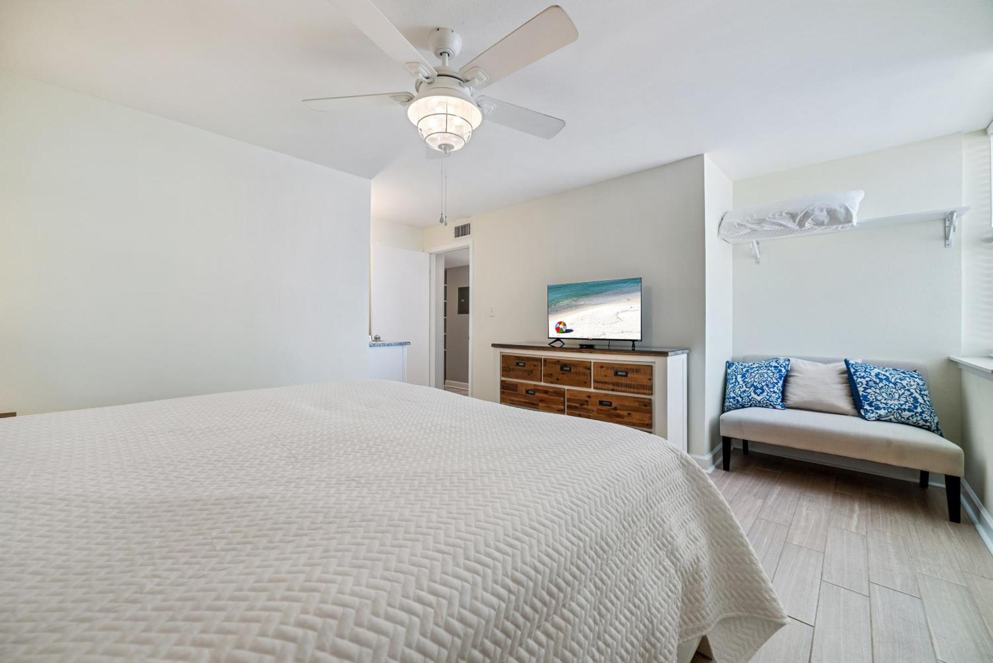 Holiday home Gulf House 605