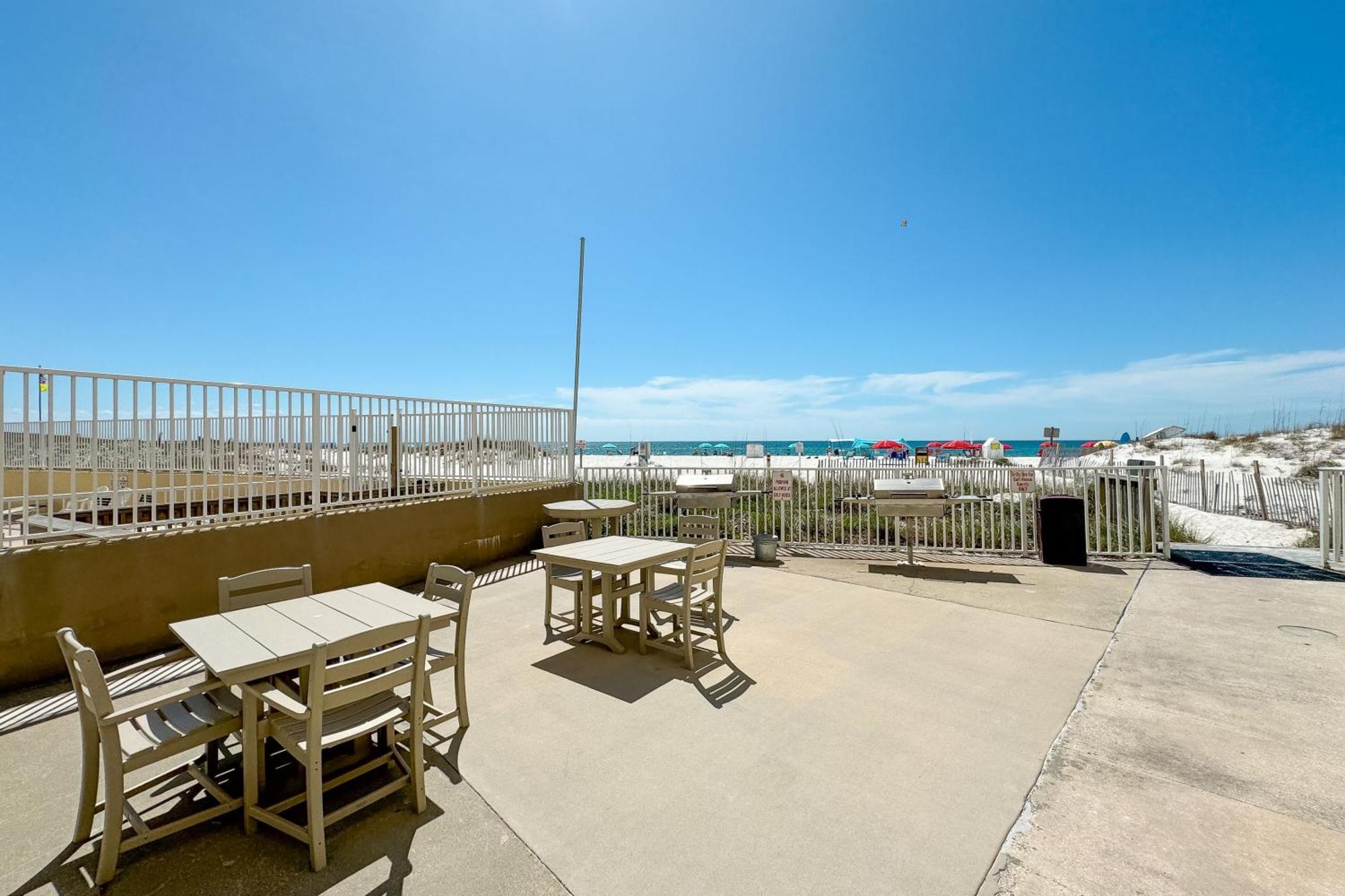 Holiday home Gulf House 605
