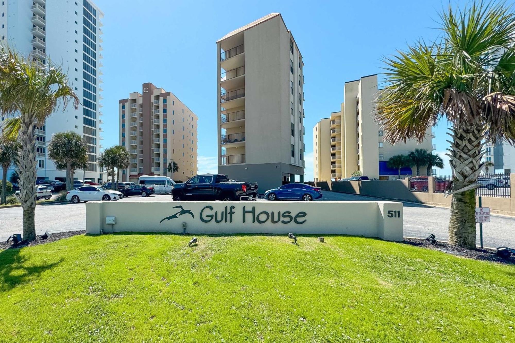 Holiday home Gulf House 605 *