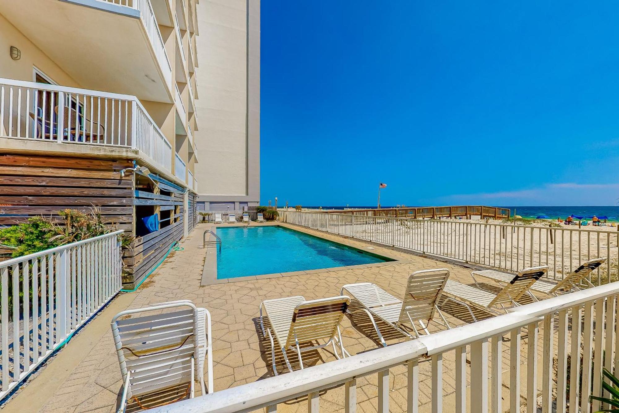 Caribbean 802 Apartment
