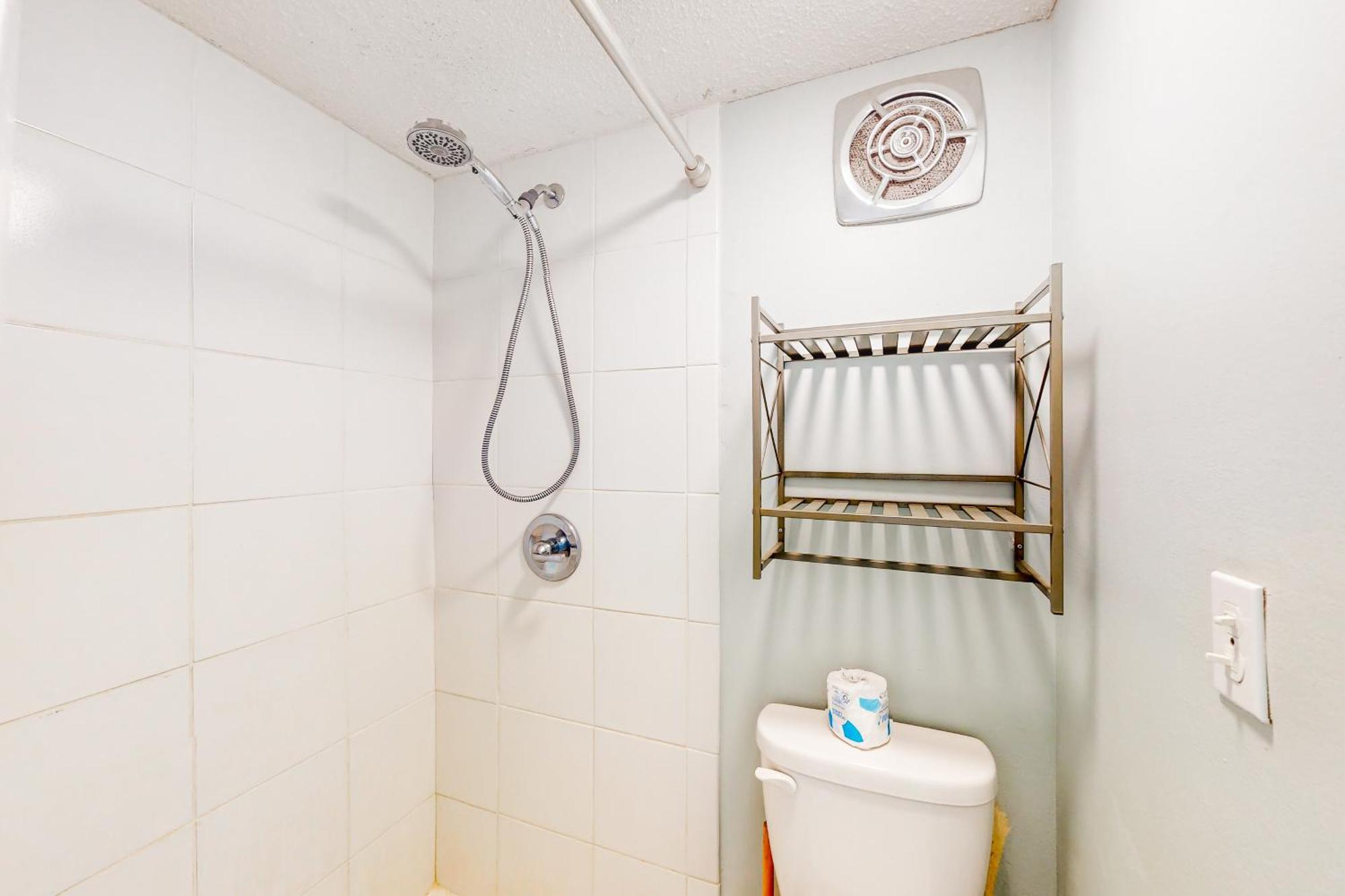 The Edgewater 81 Apartment