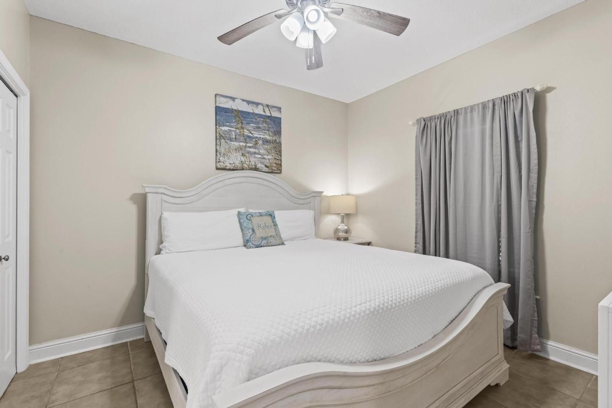 Apartment Crystal Shores 1104 Gulf Shores