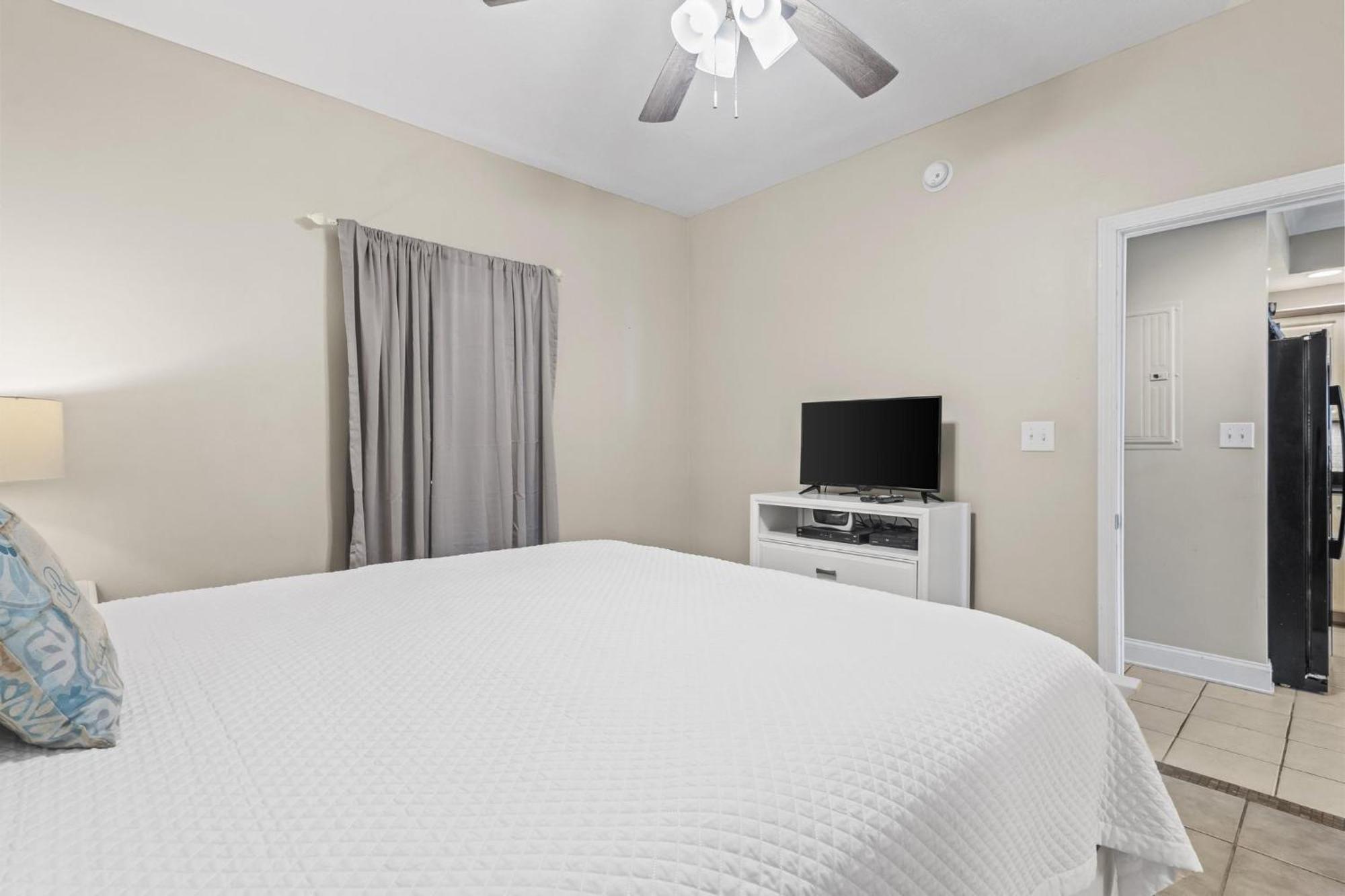 Crystal Shores 1104 Apartment Gulf Shores