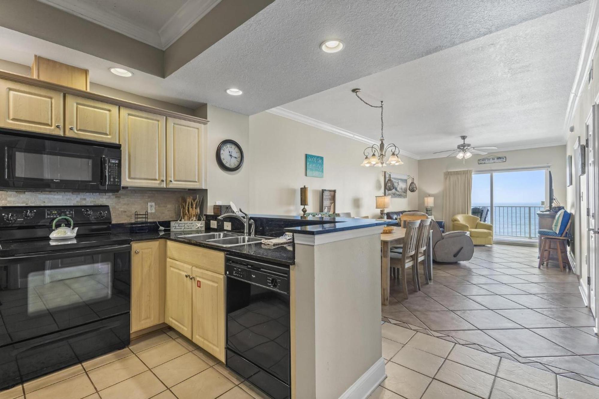 Crystal Shores 1104 *