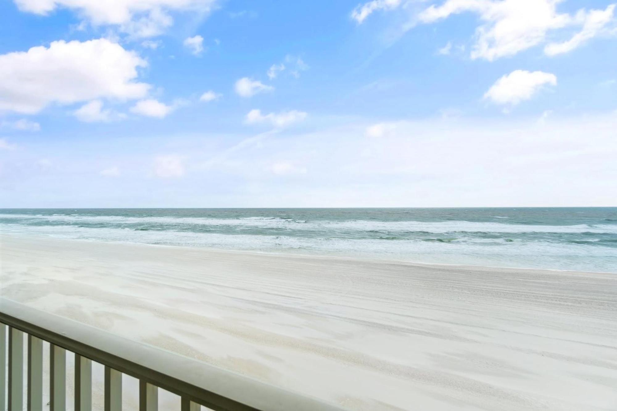 Sea Glass 405 By Collection Apartment