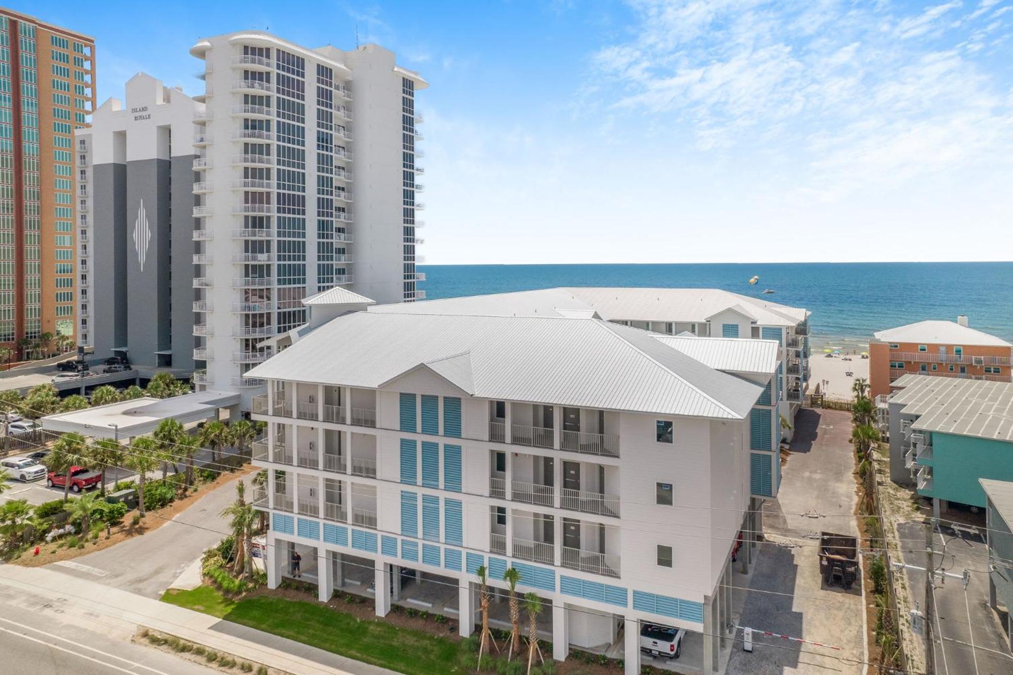 Apartment Sea Glass 405 By Collection
