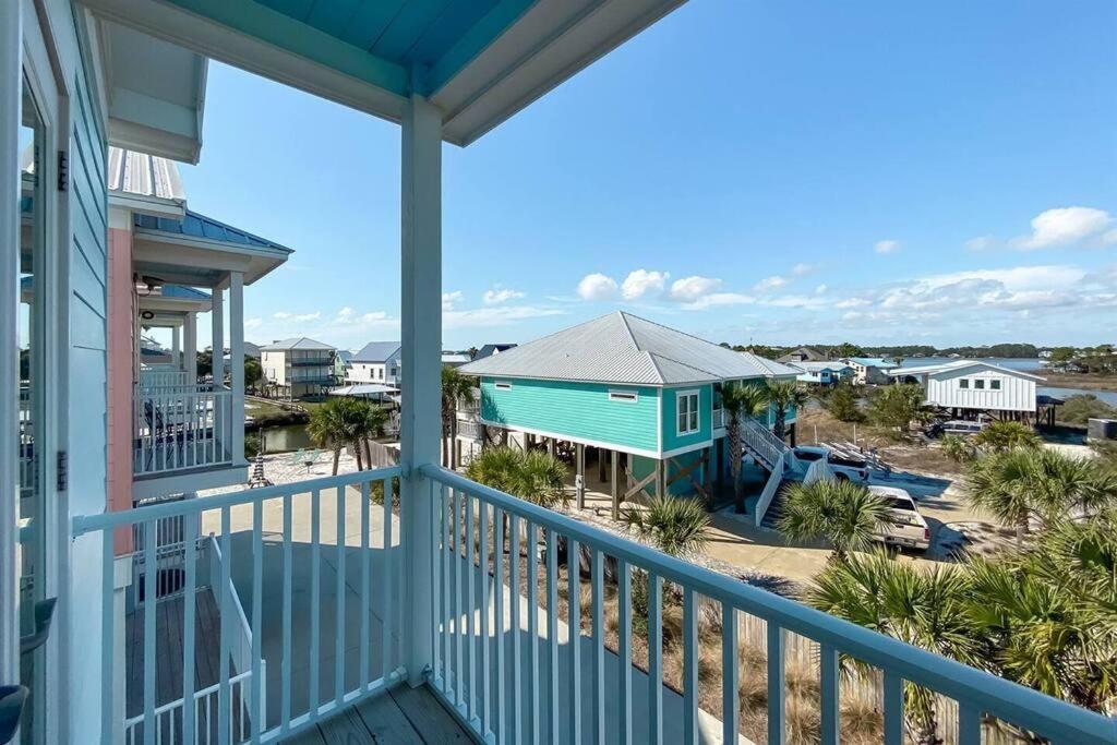 Summer At Family W Pool! 4min Walk To Beach!