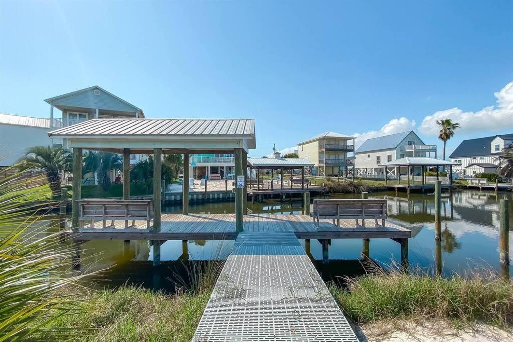 Summer At Family W Pool! 4min Walk To Beach! Holiday home