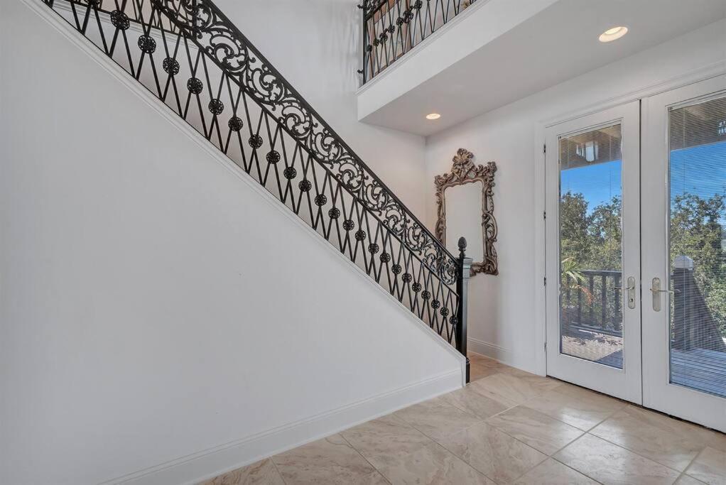 Heaven's Dune Gulf Views Spacious Luxury Holiday home *