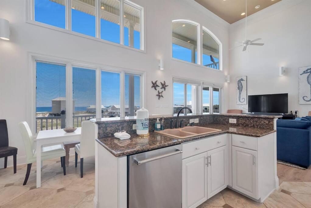 Heaven's Dune Gulf Views Spacious Luxury Holiday home