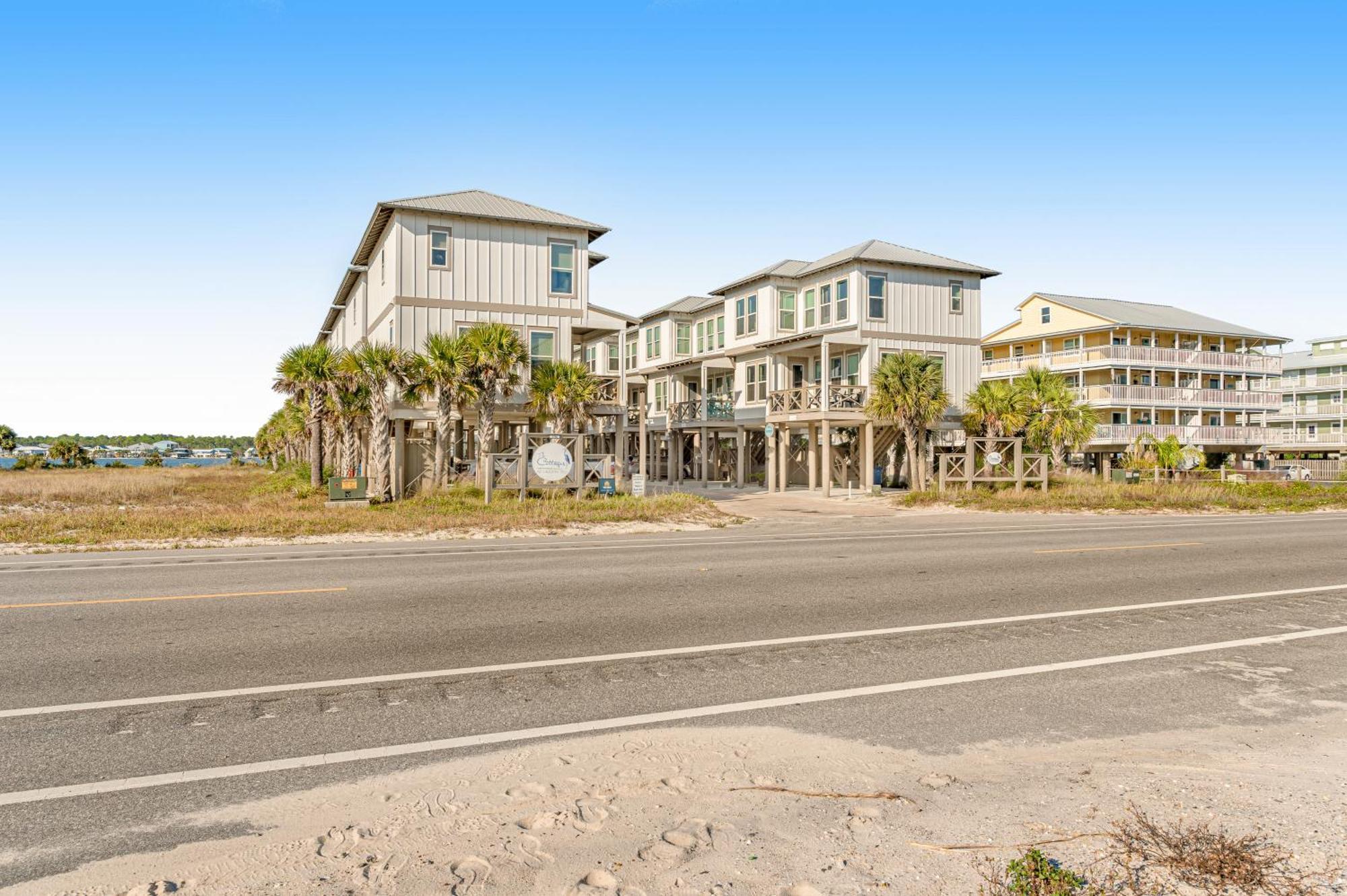 Blue Crab & Cool Breeze Holiday home