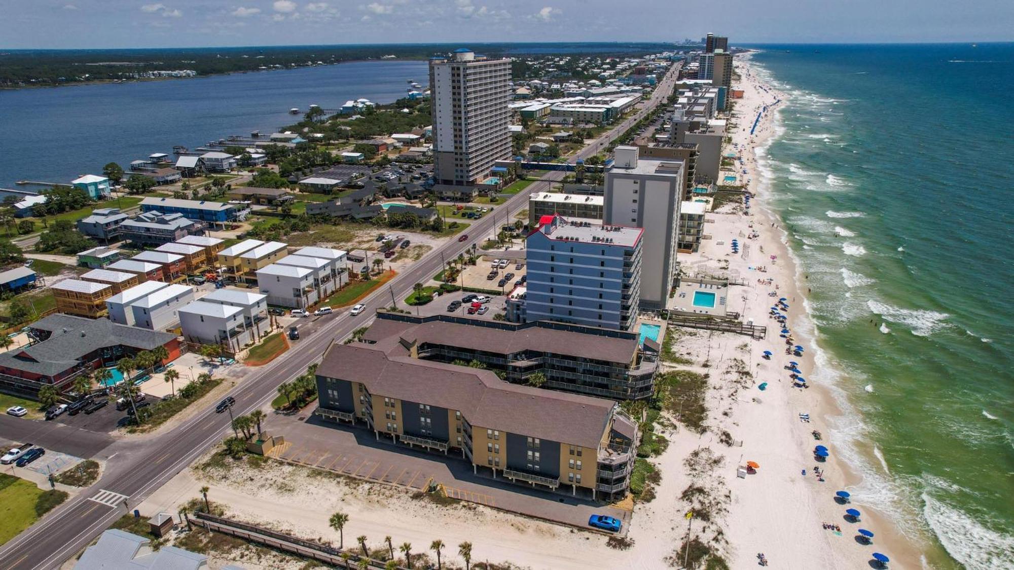 Sandpiper 16b * Gulf Shores