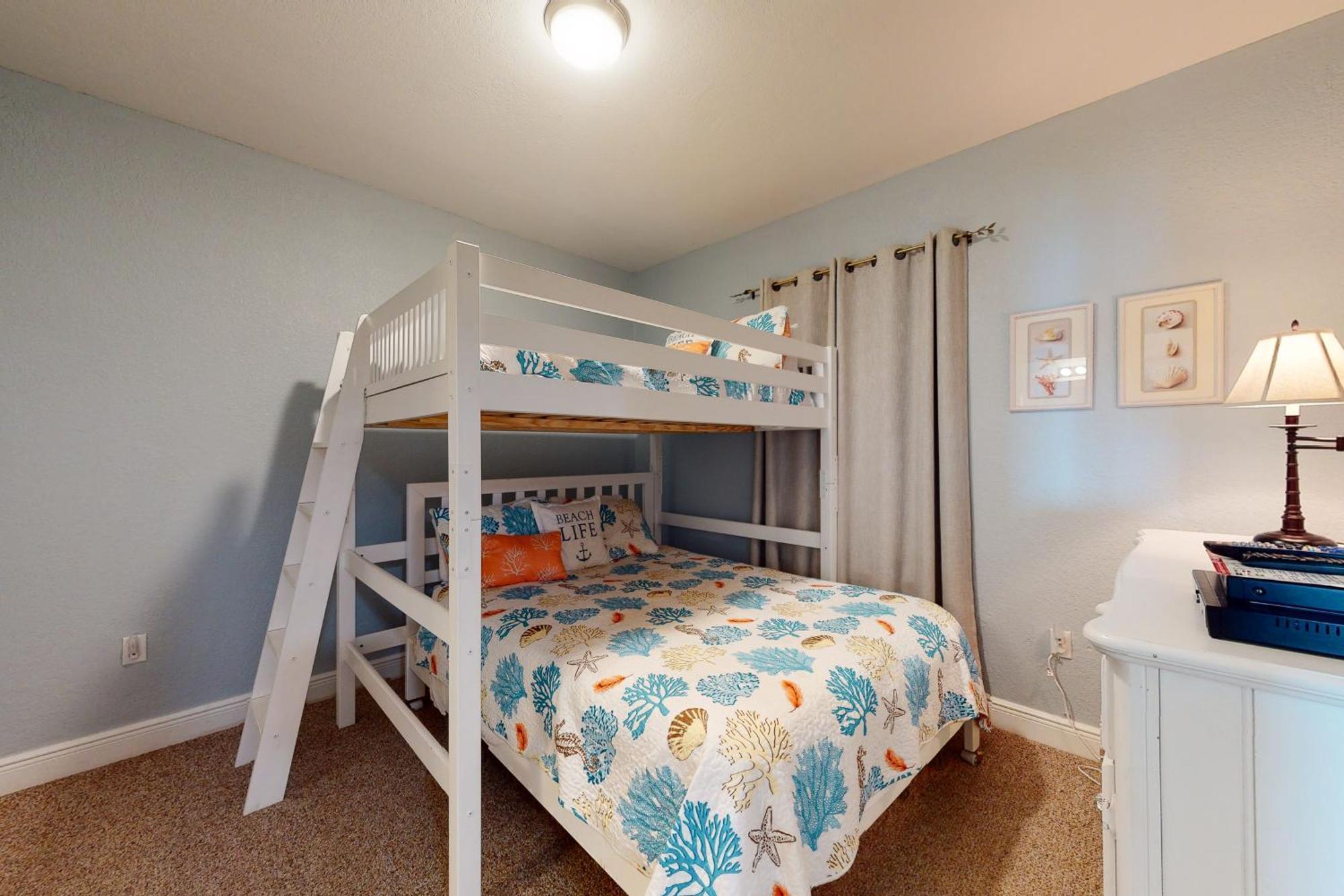 Apartment Crystal Shores West Iii