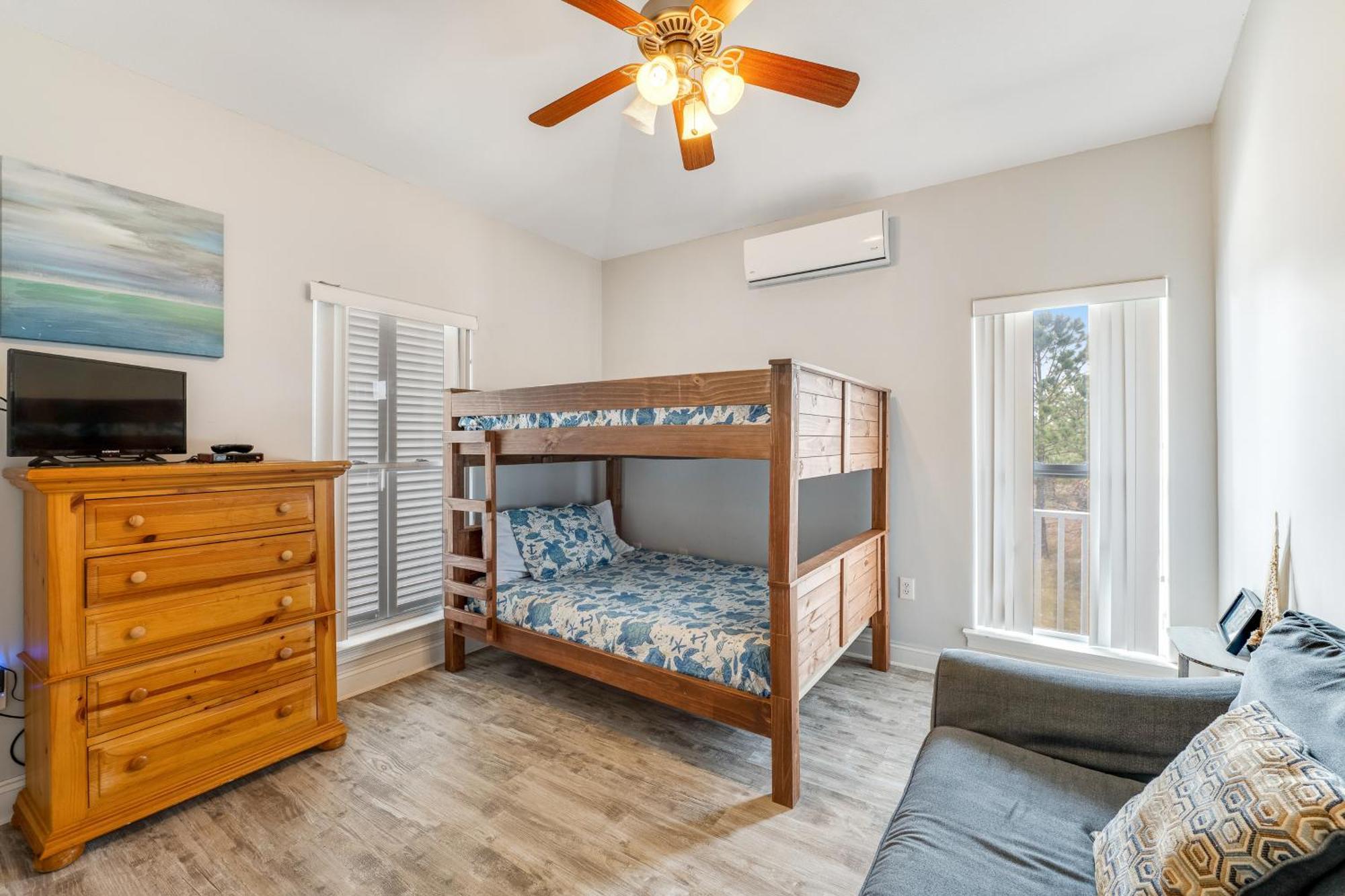Southern Charm & Sunshine Paradise *