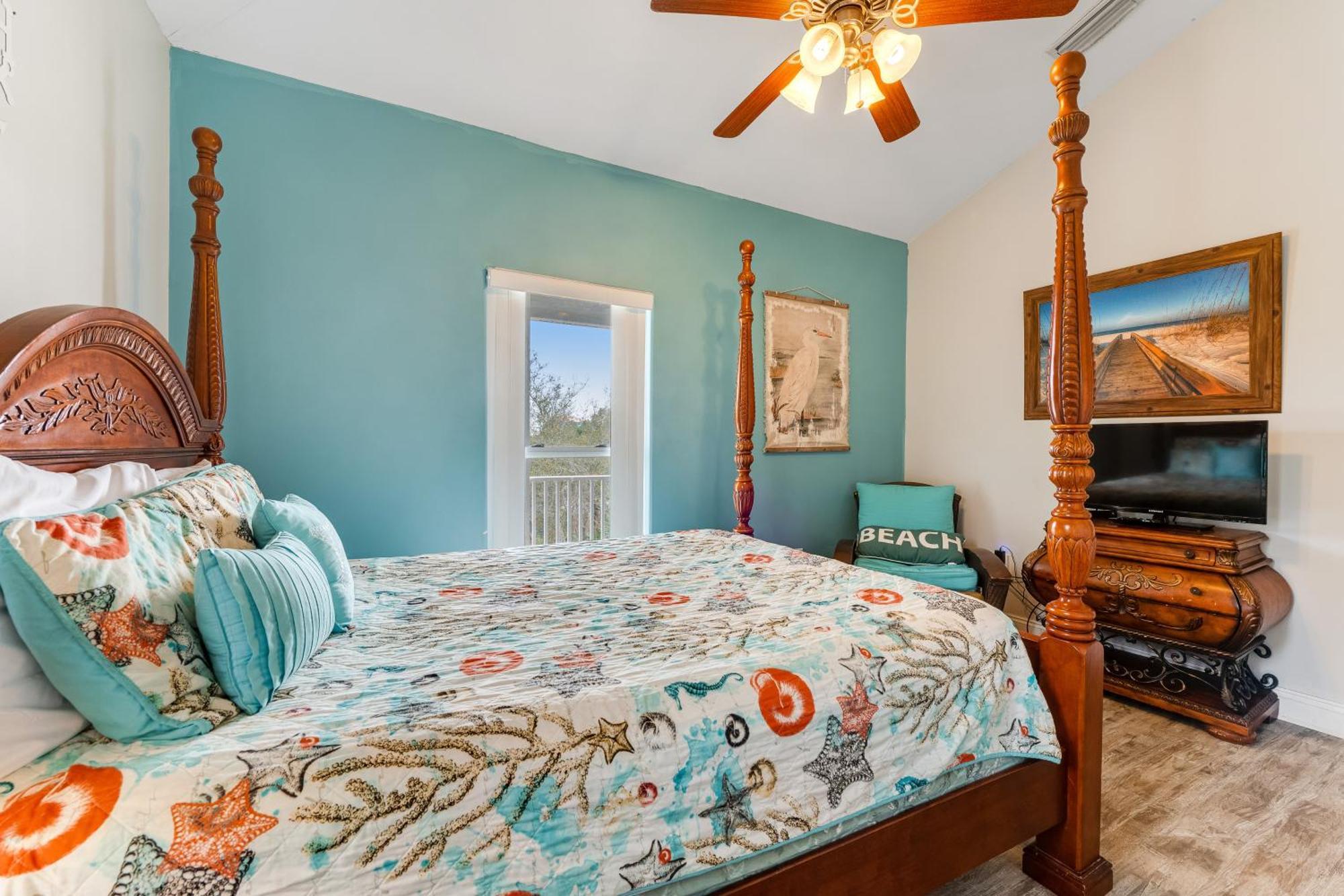 Southern Charm & Sunshine Paradise Holiday home