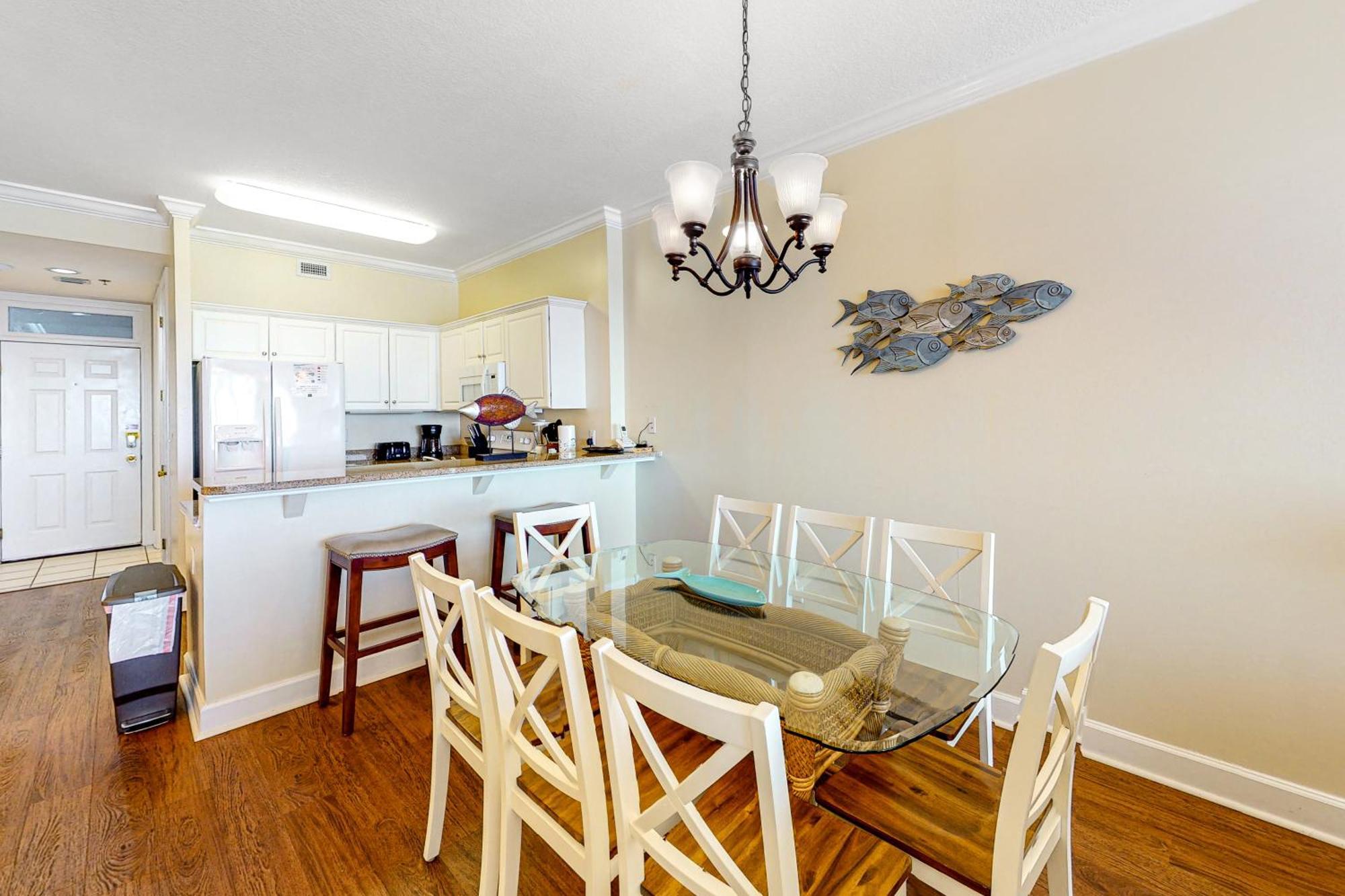 Apartment Island Royale #702