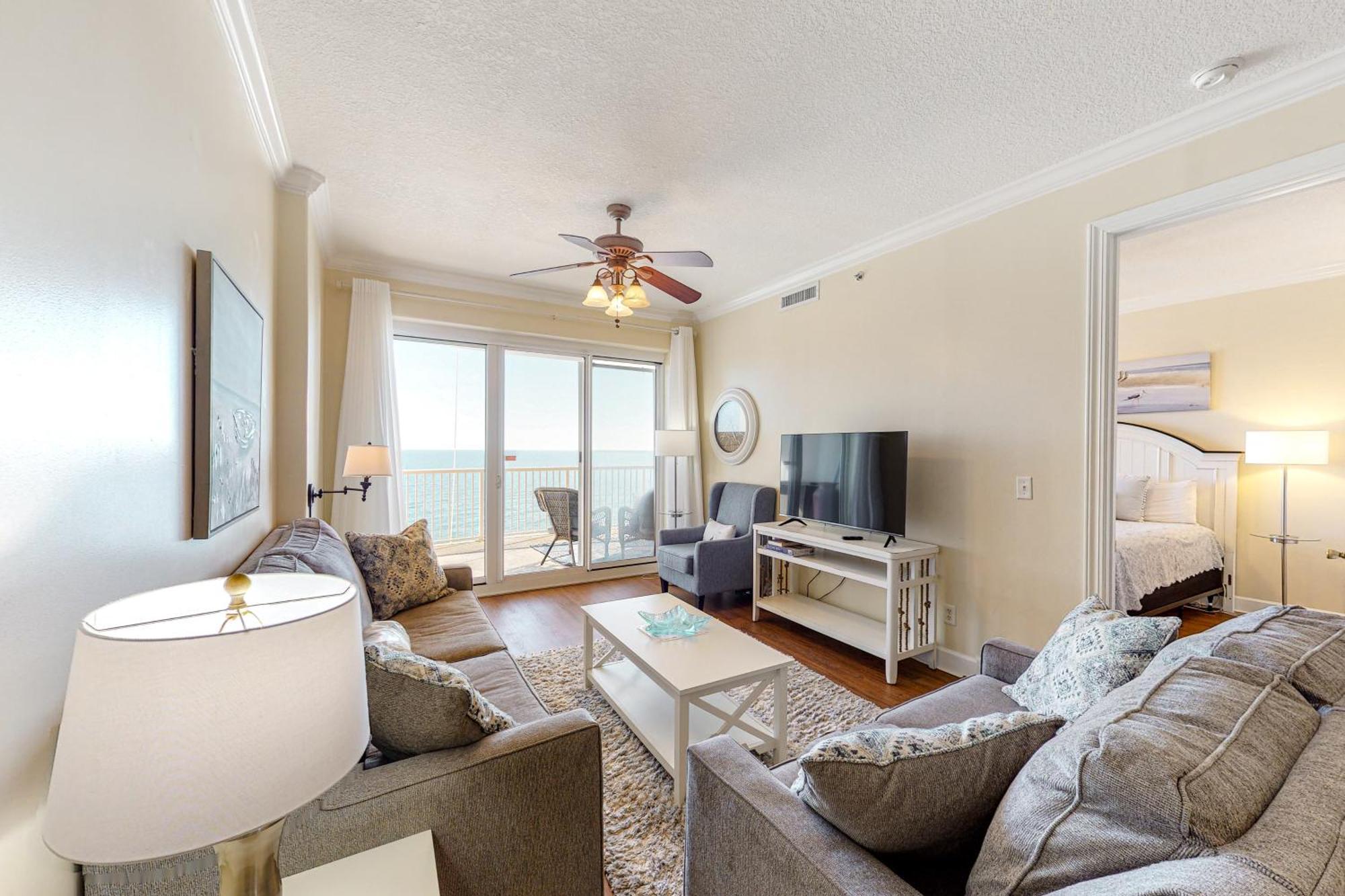 Island Royale #702 Apartment *