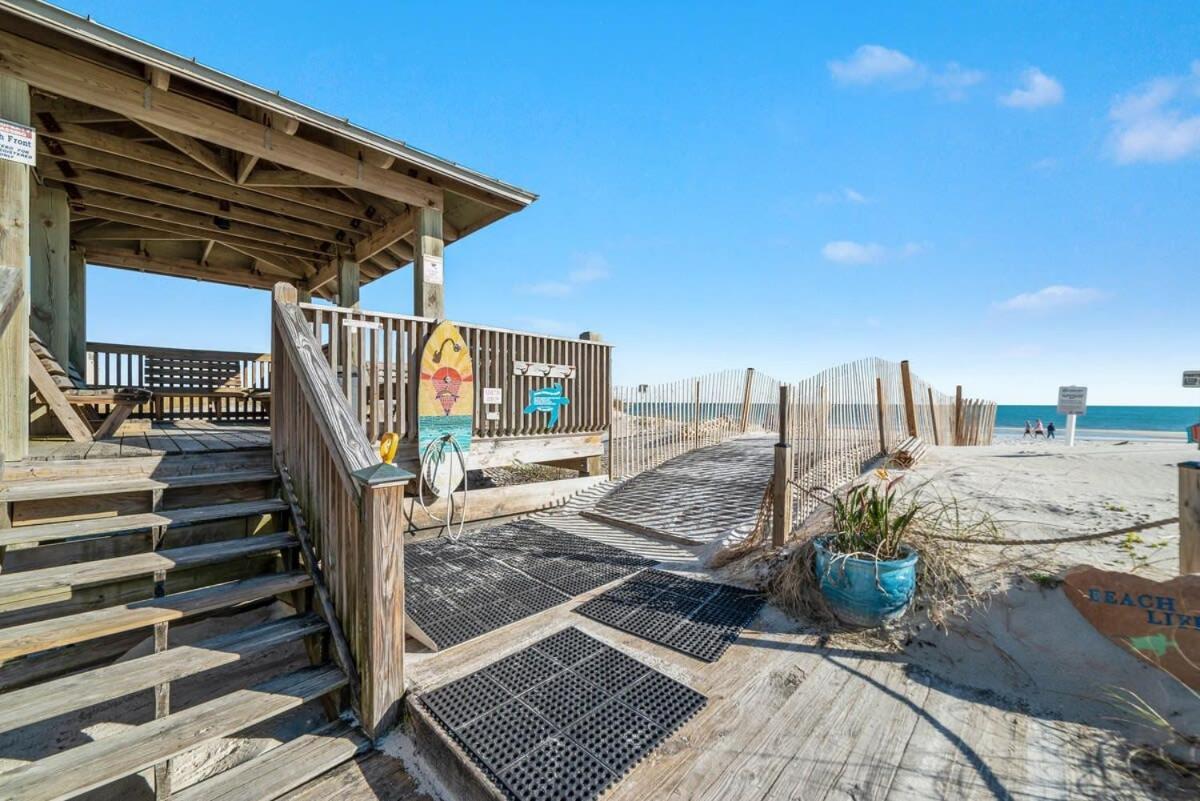 The Front 601- Affordable Beachfront *