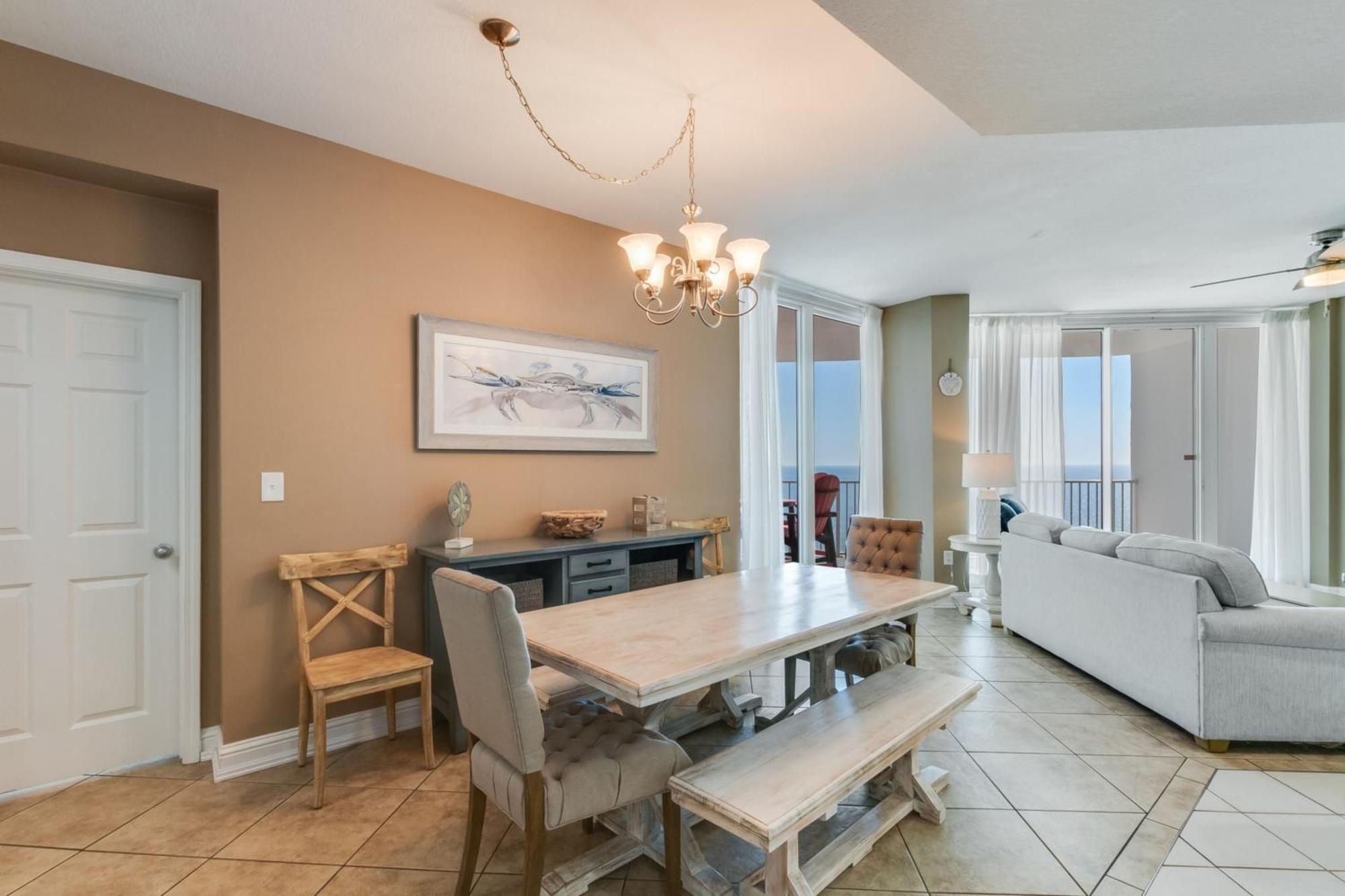 Lighthouse Apartment *