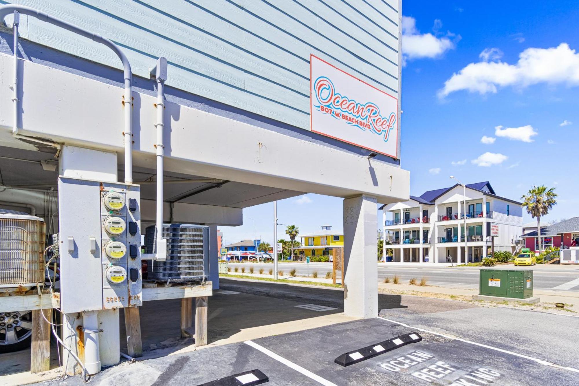 Ocean Reef 402 Apartment