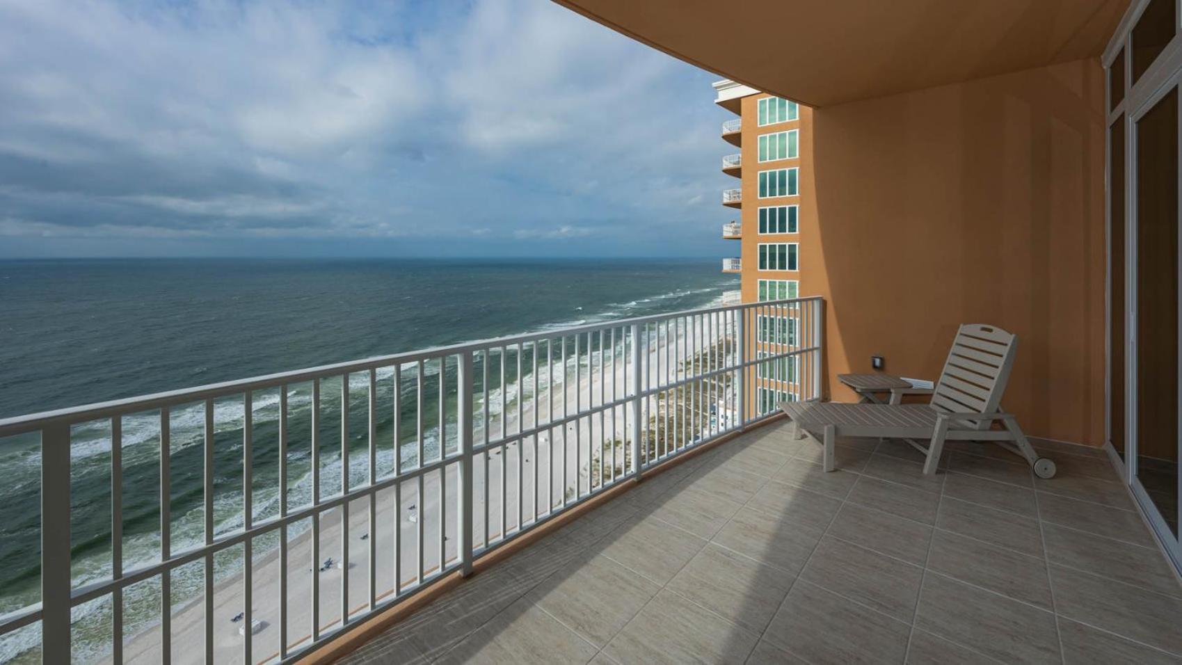Phoenix Gulf Towers 2308 Apartment