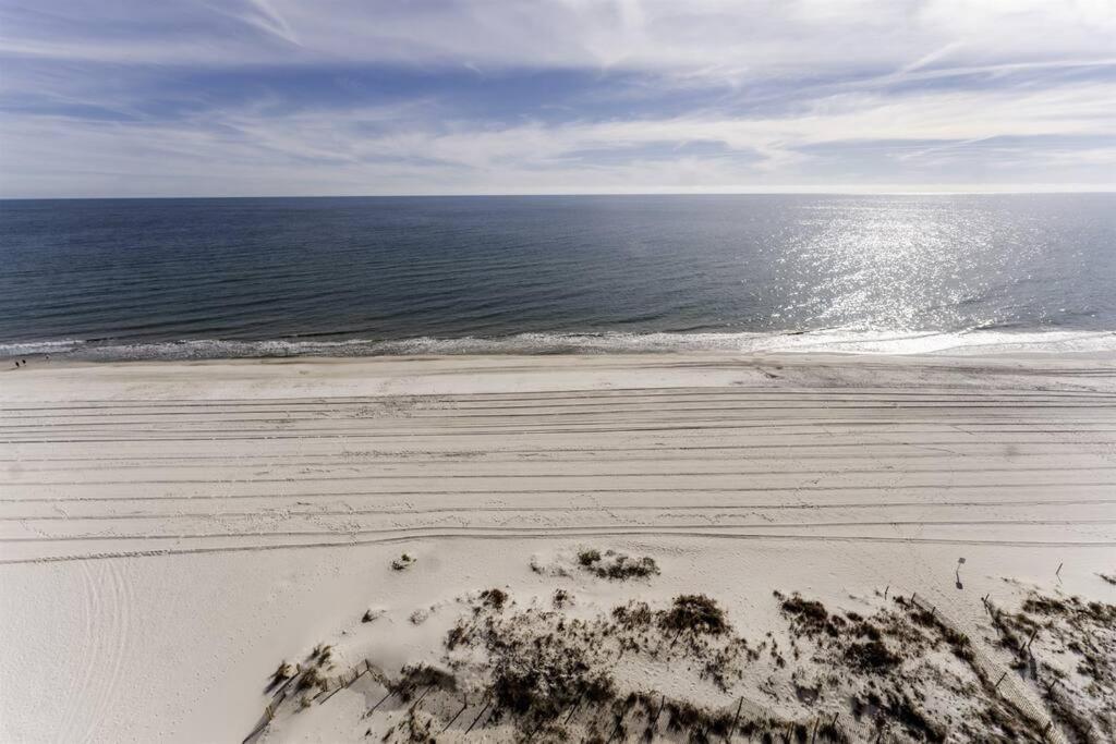2 Bedroom Lighthouse On The With 2 Outdoor Pools And Heated Indoor Pool Apartment *